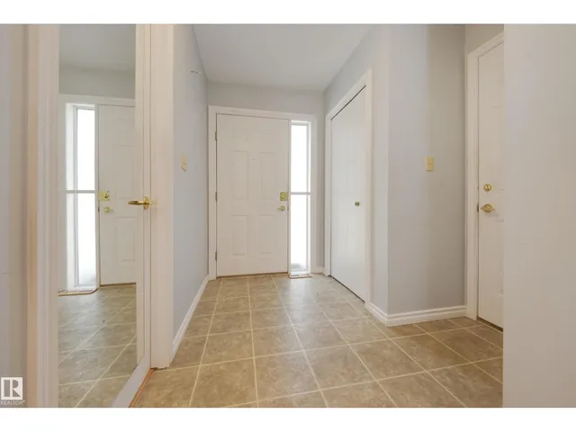 #6 - 9704 165 ST, Edmonton 3