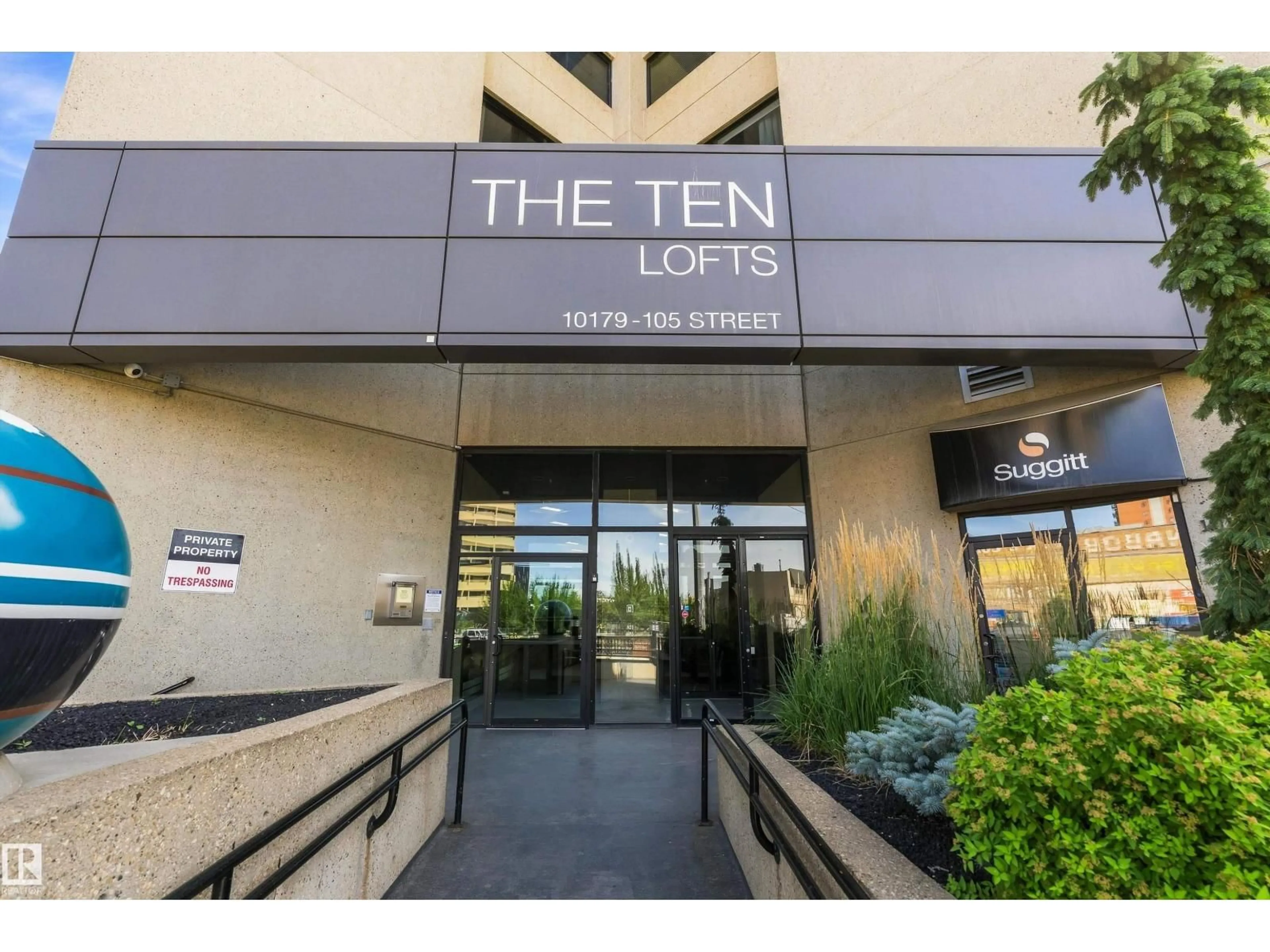 Indoor foyer for 506 - 10179 105 ST, Edmonton Alberta T5J3N1
