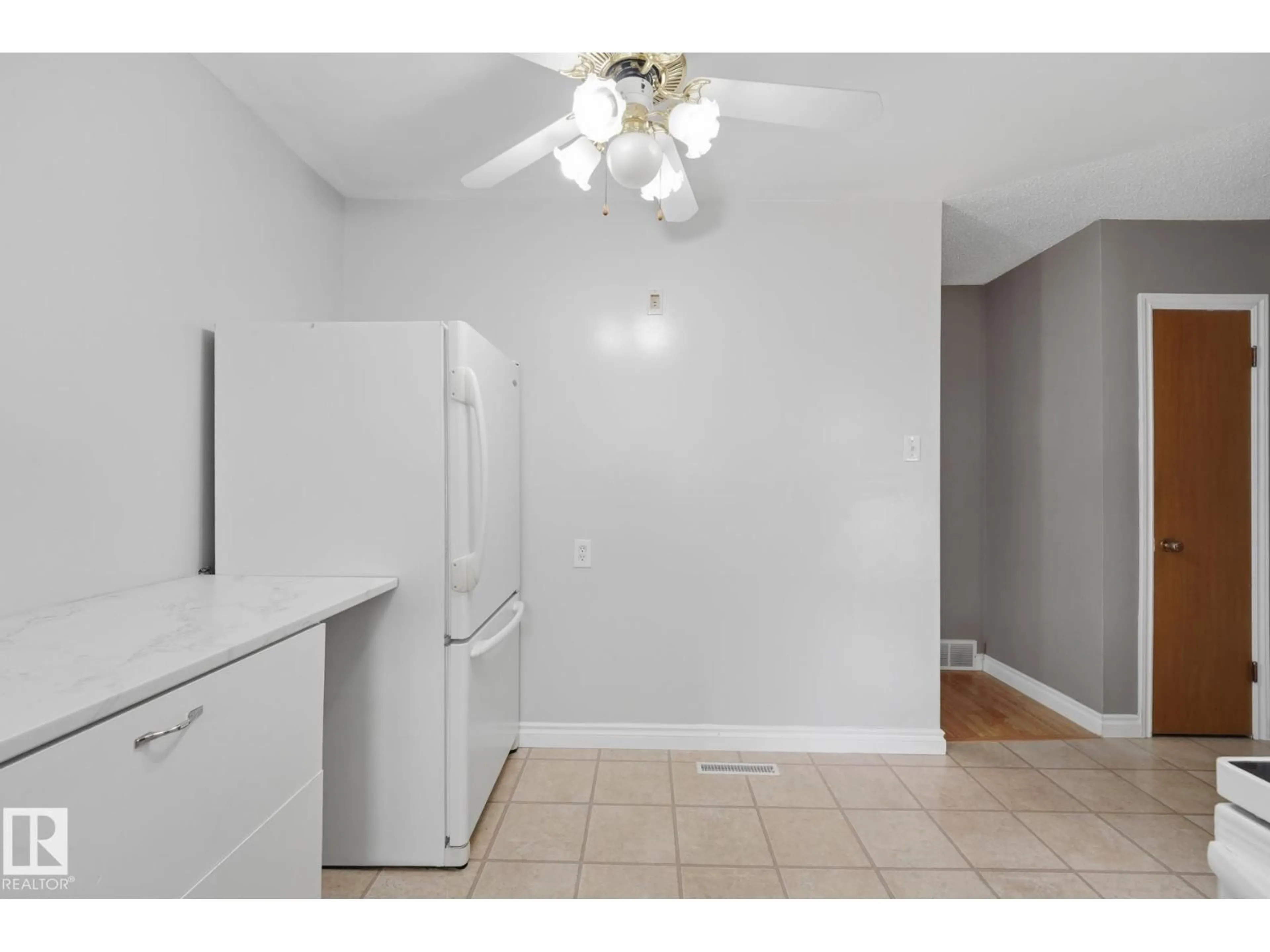 Unknown for 13304 63 ST, Edmonton Alberta T5A0X1