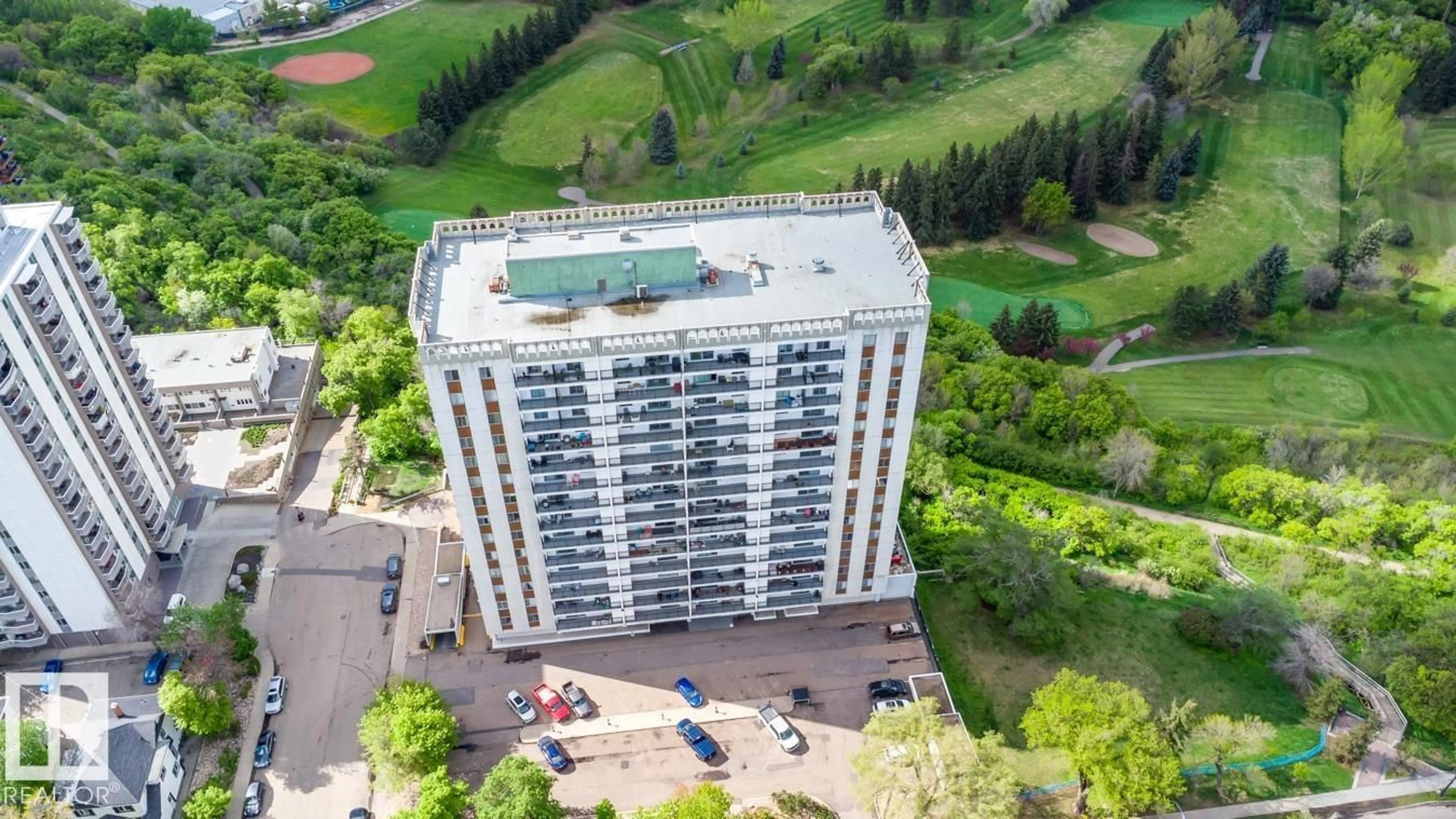 A pic from outside/outdoor area/front of a property/back of a property/a pic from drone, city buildings view from balcony for NW - 612 11307 99 AV, Edmonton Alberta T5K0H2