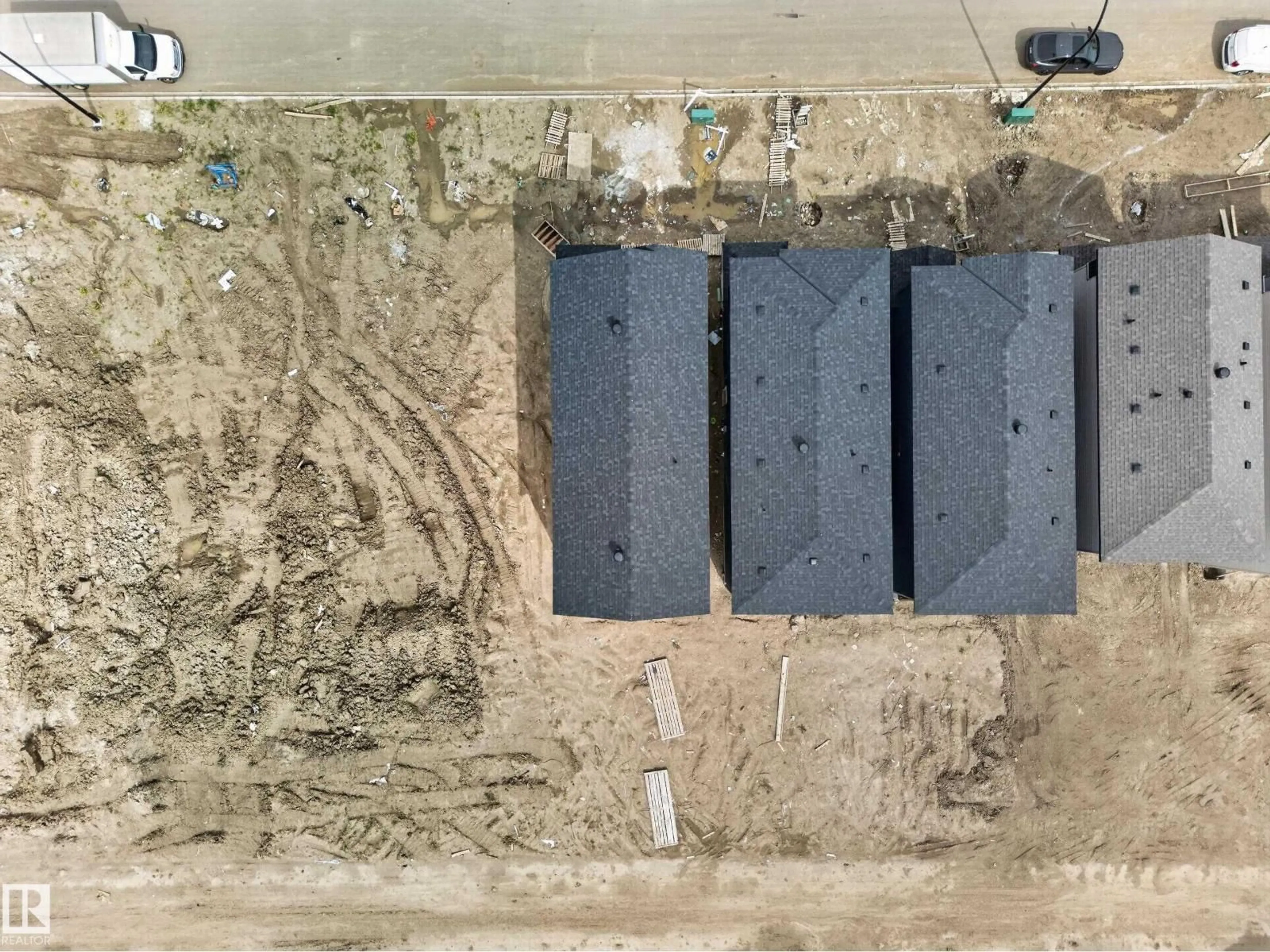A pic from outside/outdoor area/front of a property/back of a property/a pic from drone, building for 510 ROBINSON BV, Leduc Alberta T9E1P8
