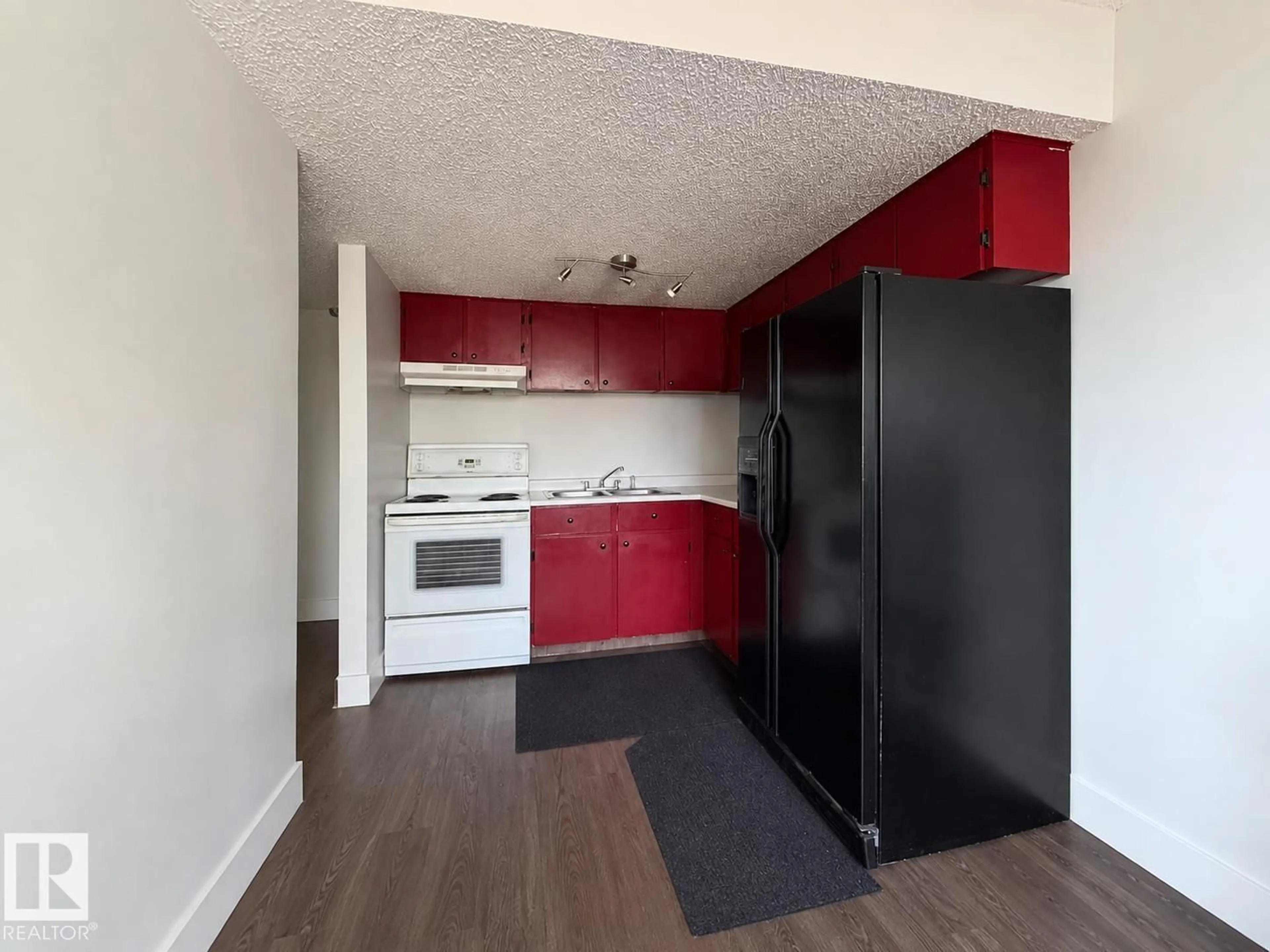 Standard kitchen, wood/laminate floor for #2 - 18315 89 AV, Edmonton Alberta T5T1X2