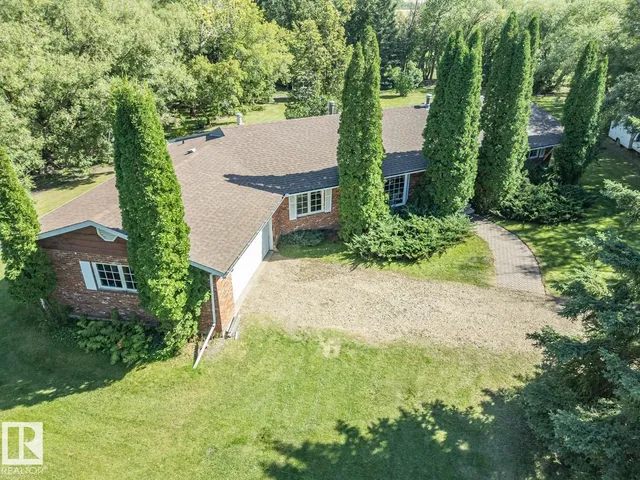 1090 50242 RGE RD 244A, Rural Leduc County 2