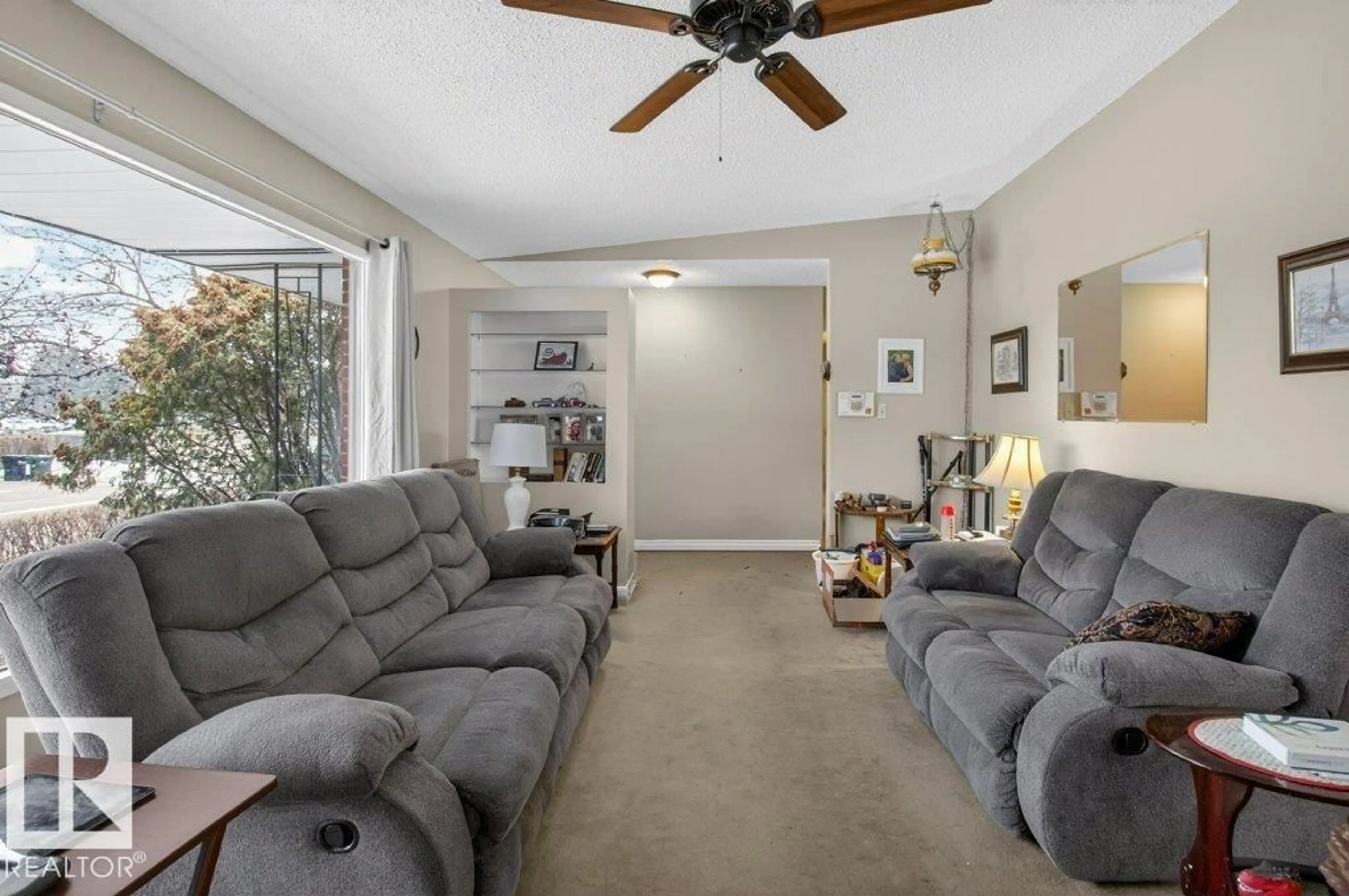 Living room with furniture, unknown for 73 STARLING DR, Sherwood Park Alberta T8A3L9