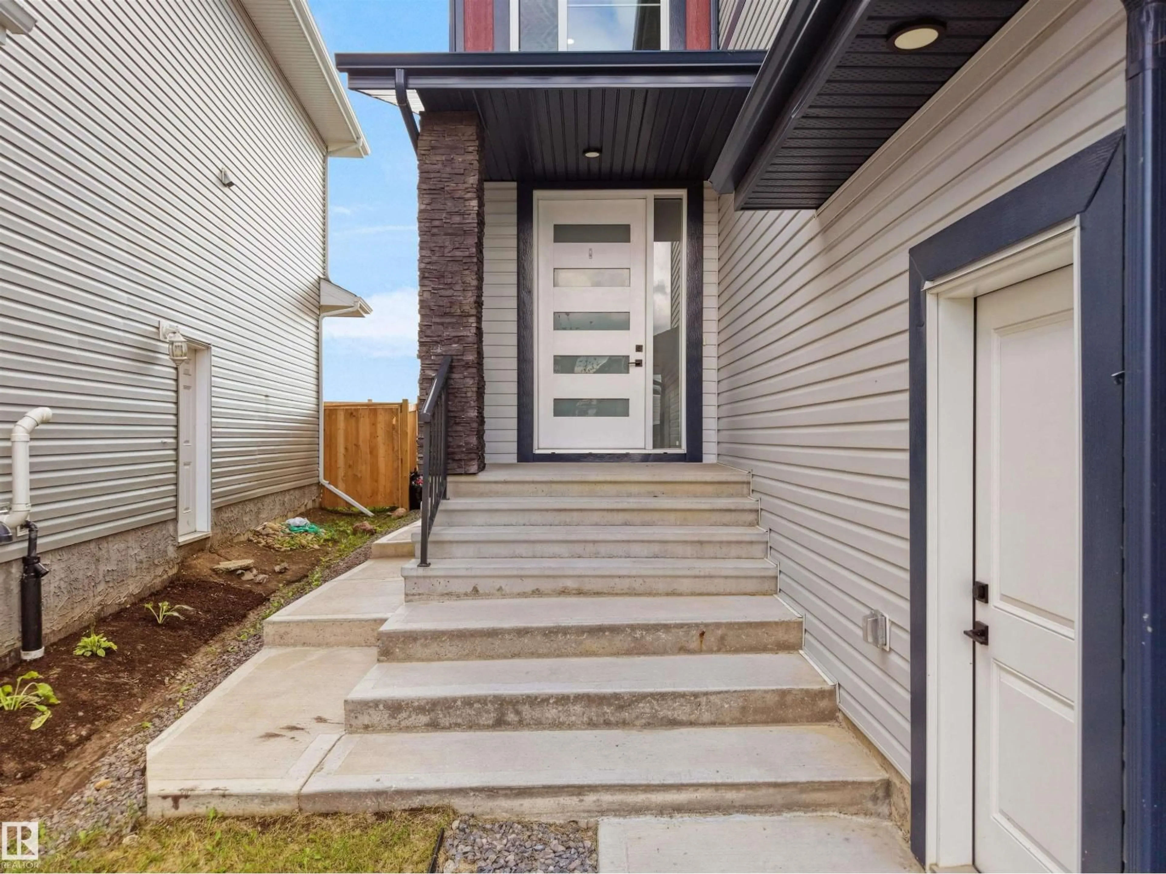 Unknown for 829 MORRIS AV, Leduc Alberta T9E1G1