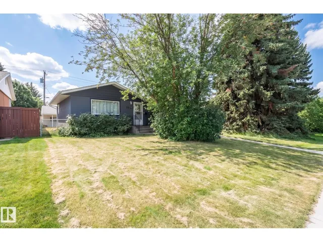 5207 103 AV, Edmonton 3