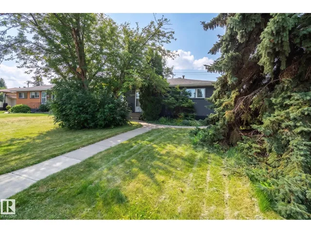5207 103 AV, Edmonton 4