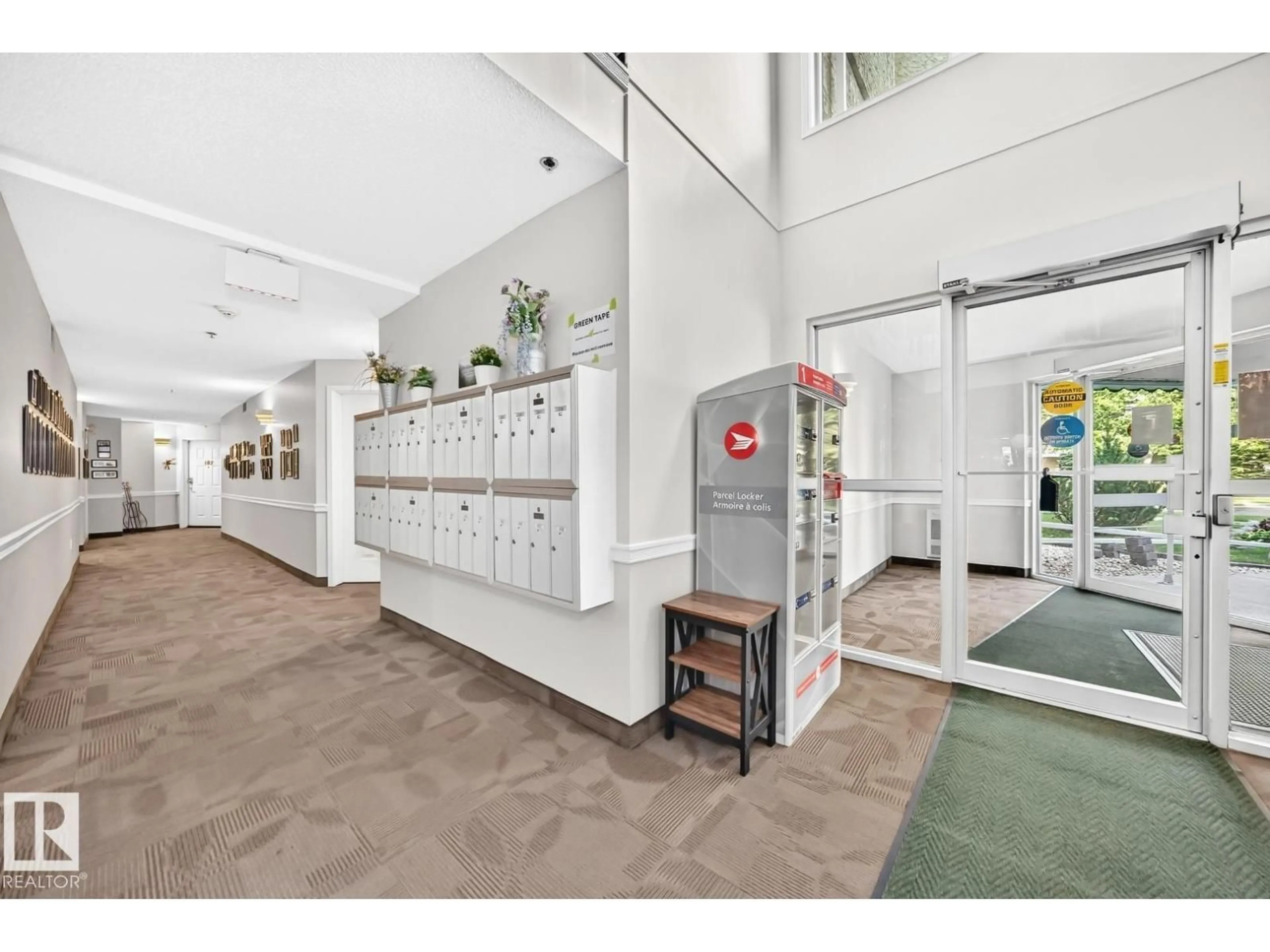 Indoor foyer for #208 - 2520 52 ST, Edmonton Alberta T6L6S2