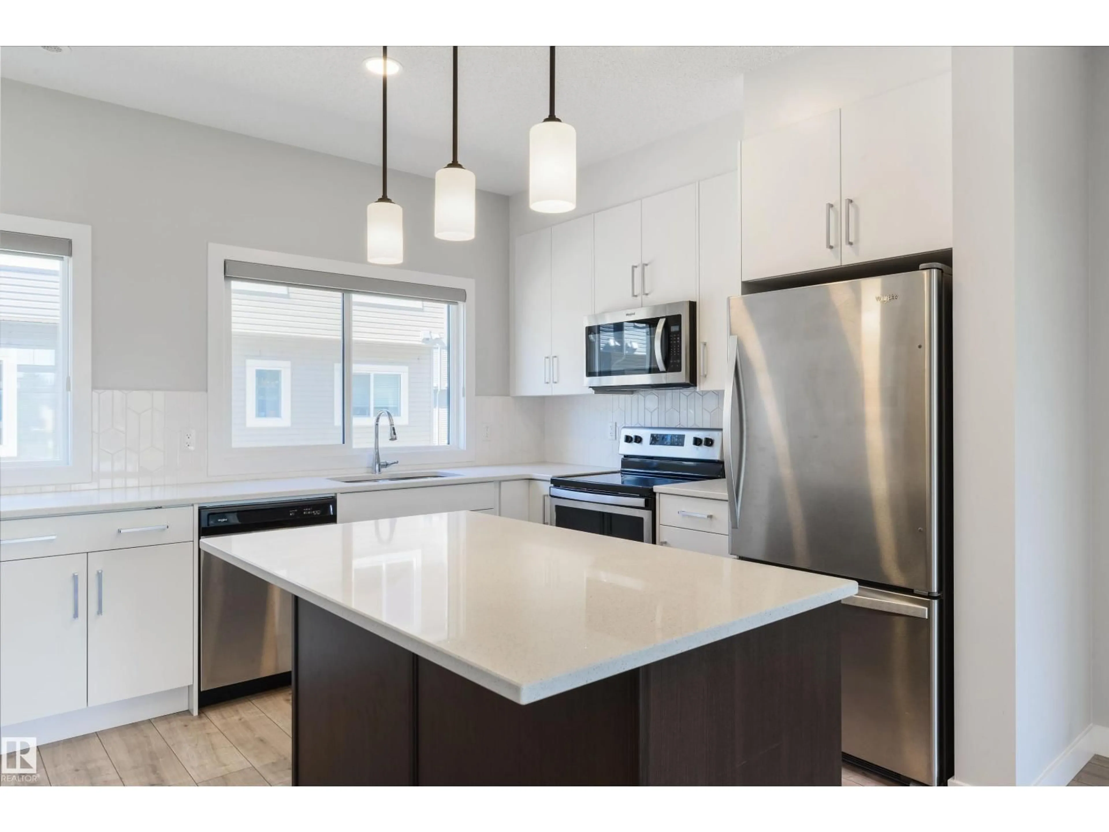 Open concept kitchen, ceramic/tile floor for #3 - 11373 12 AV, Edmonton Alberta T6J5V2