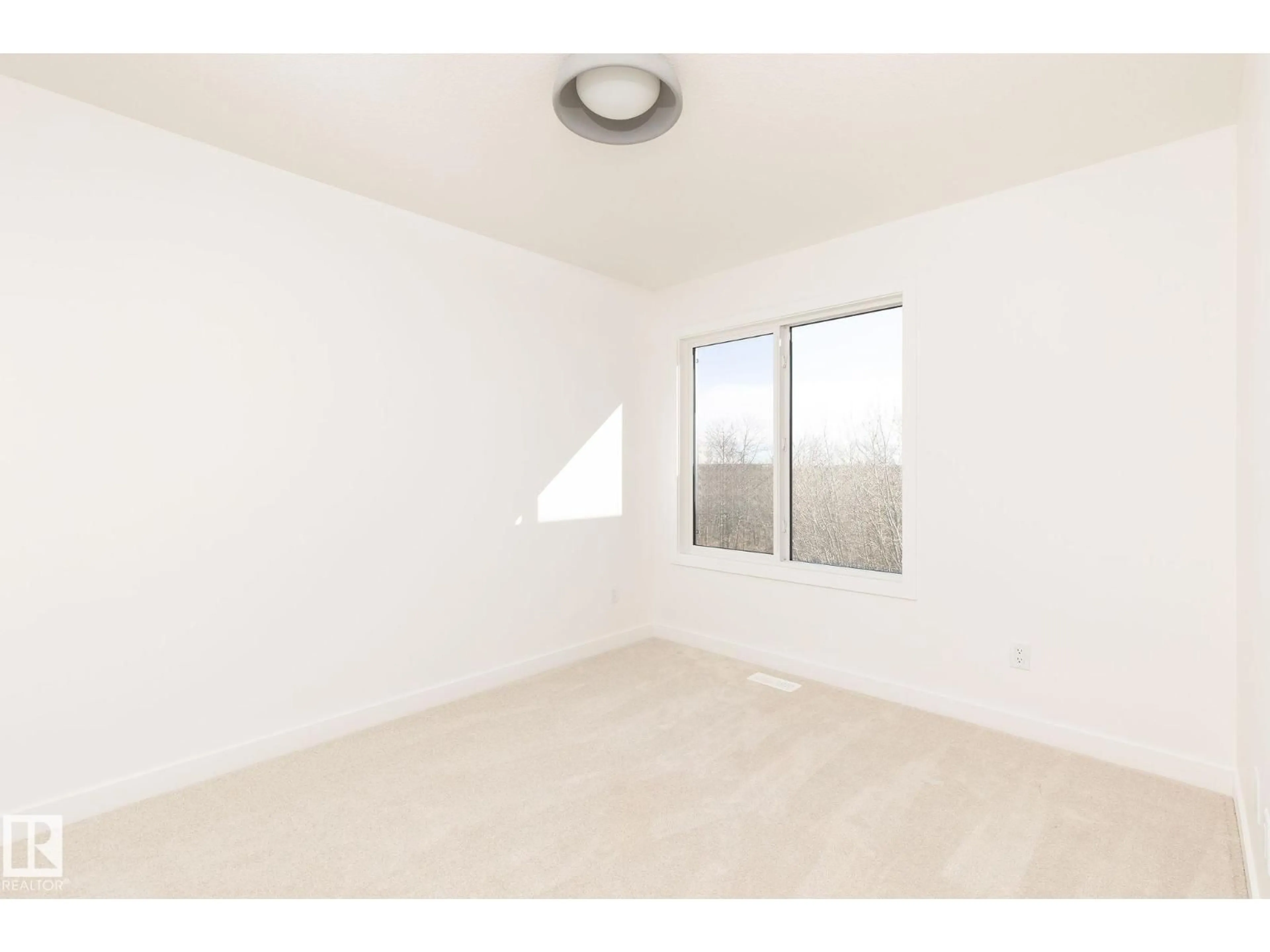 A pic of a room for 2619 62 ST, Edmonton Alberta T6X3G3