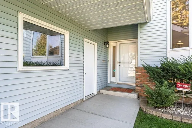 10439 14 AV NW, Edmonton 2