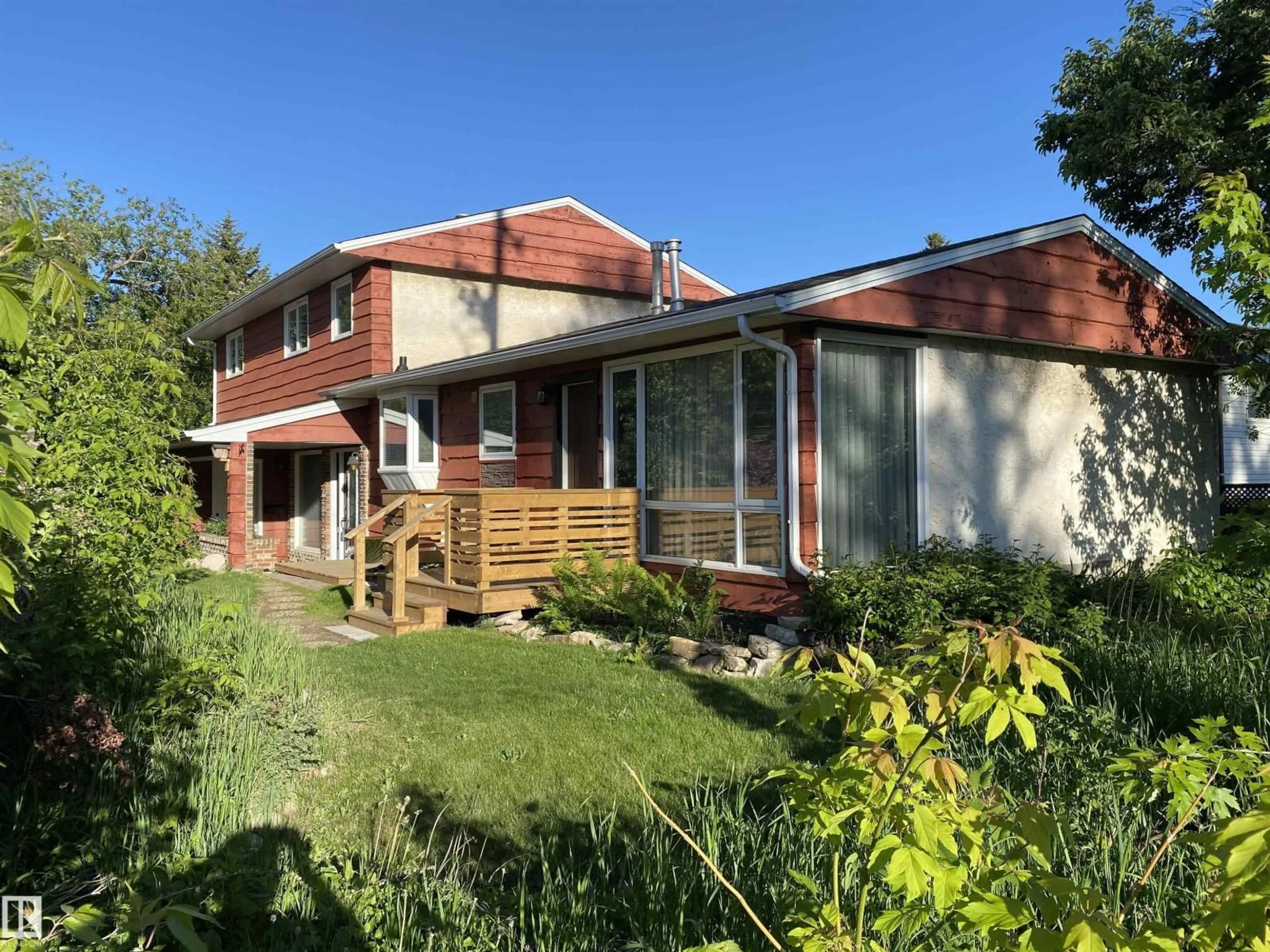 A pic from outside/outdoor area/front of a property/back of a property/a pic from drone, street for NW - 12137 50 ST, Edmonton Alberta T5W3C6