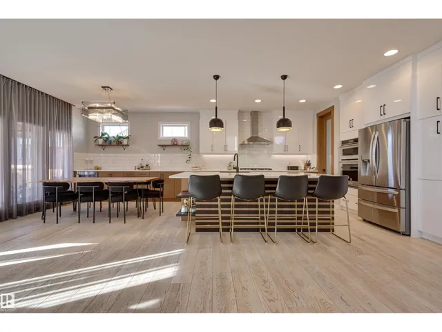 550 EAGLESON WD, Edmonton 2