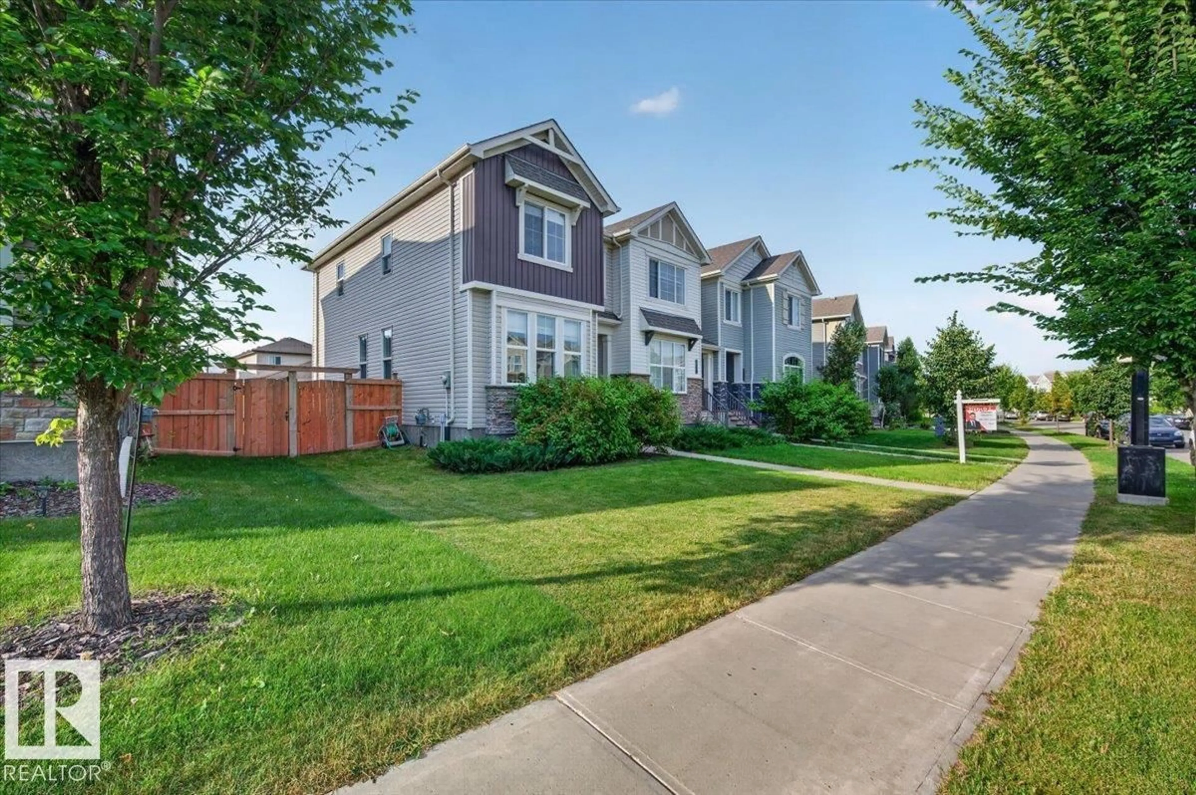 A pic from outside/outdoor area/front of a property/back of a property/a pic from drone, street for 8129 CHAPPELLE WY, Edmonton Alberta T6W3L7