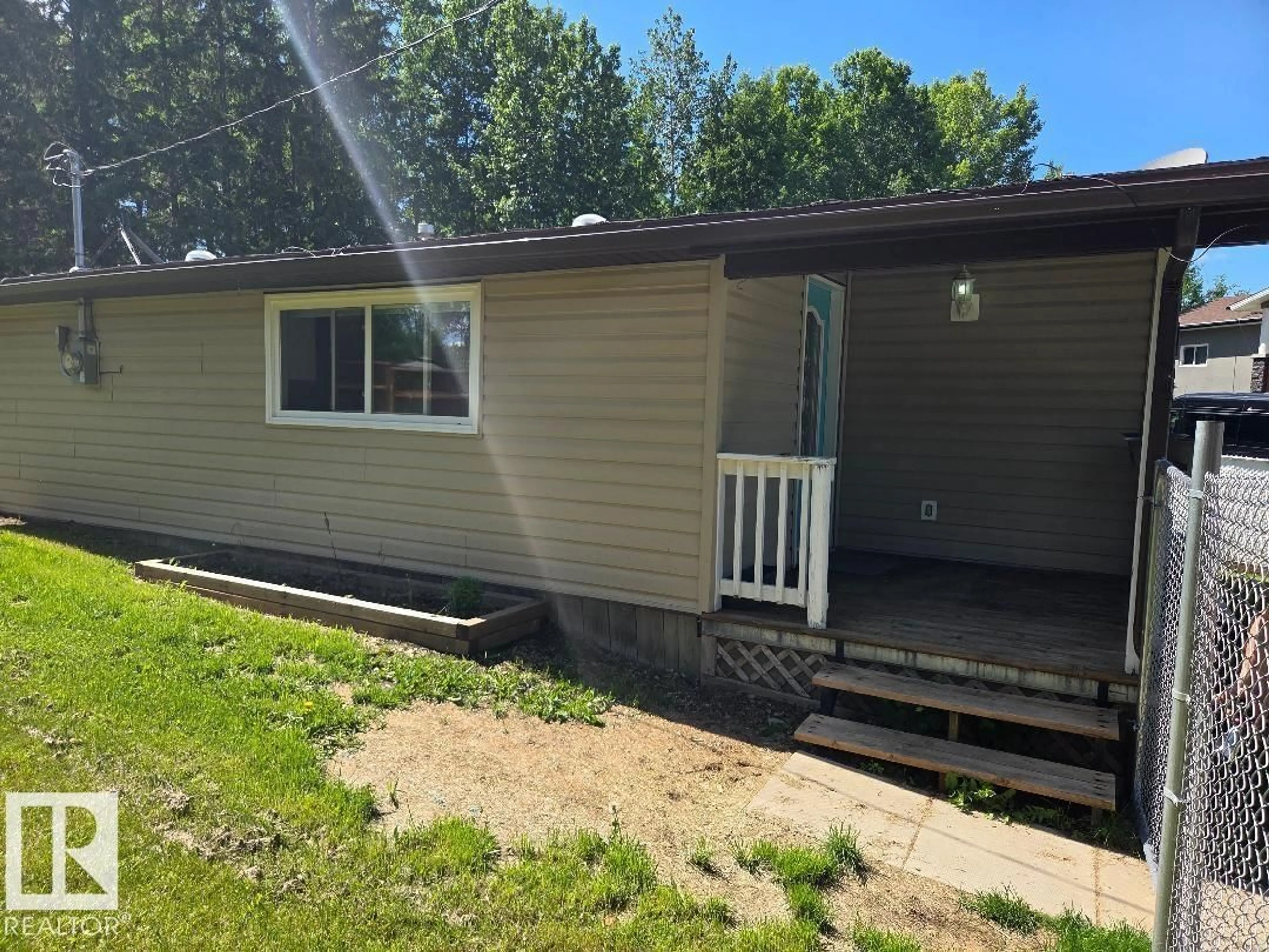 Unknown for 1618 MARINE CR, Rural Lac Ste. Anne County Alberta T0E0A2