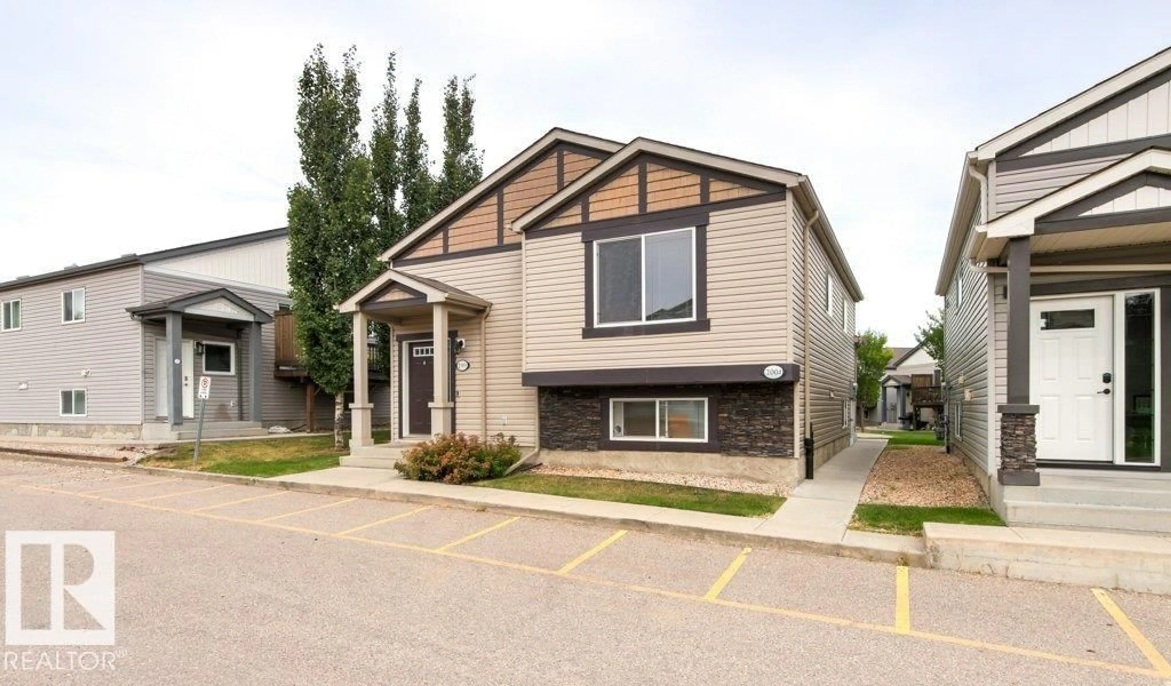 Home with vinyl exterior material, street for 199 142 SELKIRK PL, Leduc Alberta T9E0M9