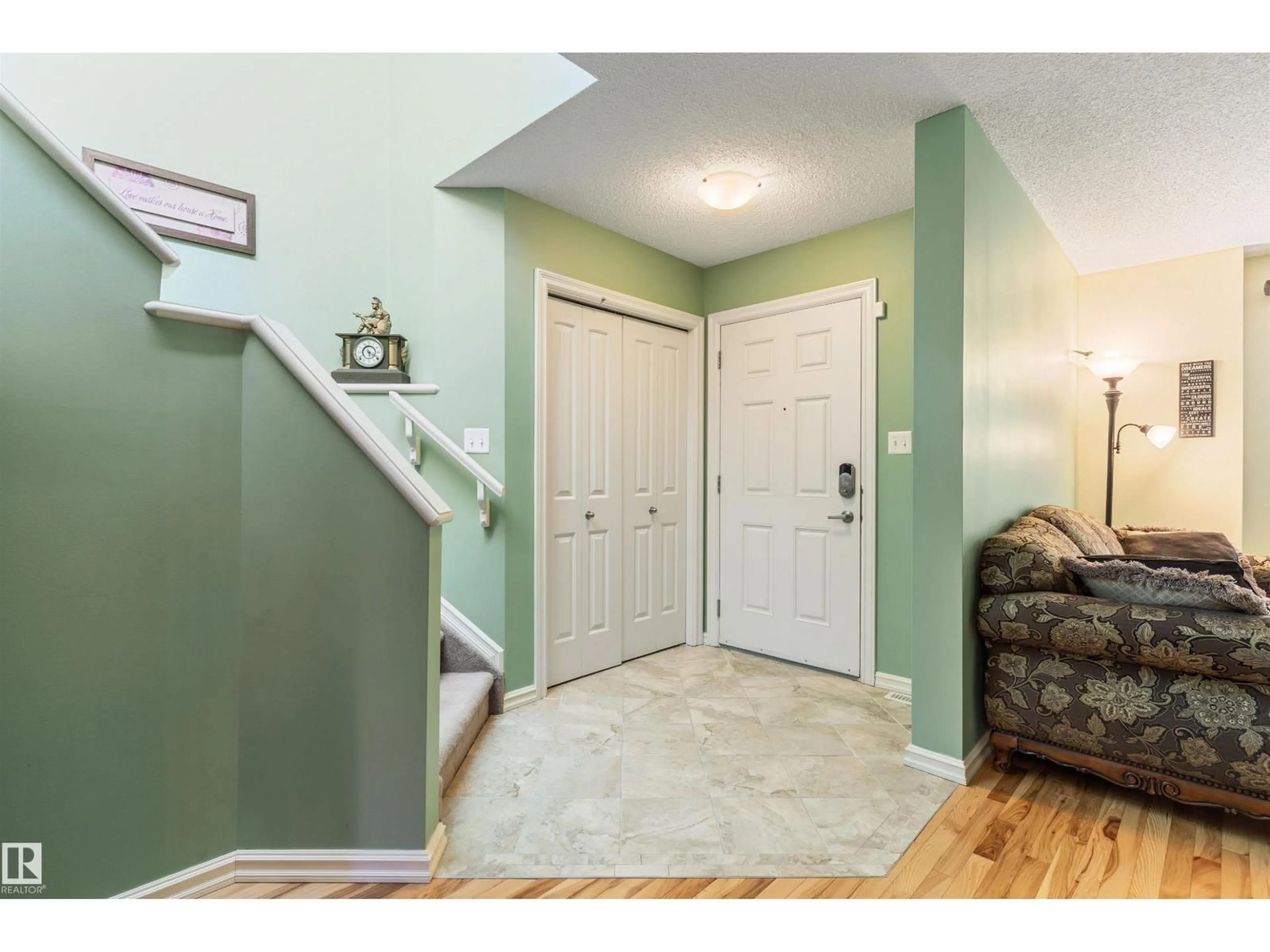 Indoor entryway for 415 KEYSTONE WY, Leduc Alberta T9E0M6