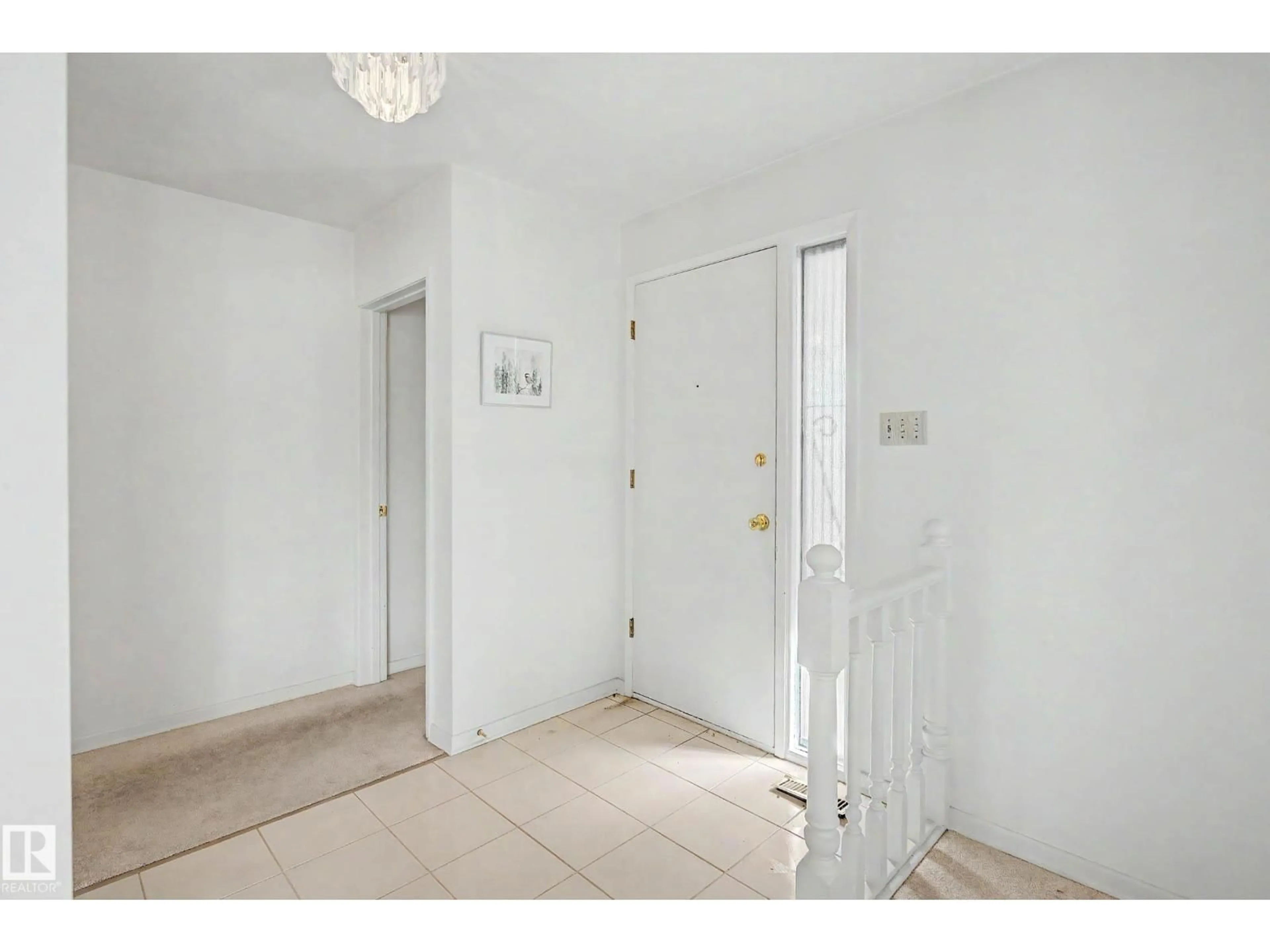 Unknown for 6720 95 AV, Edmonton Alberta T6B1A8