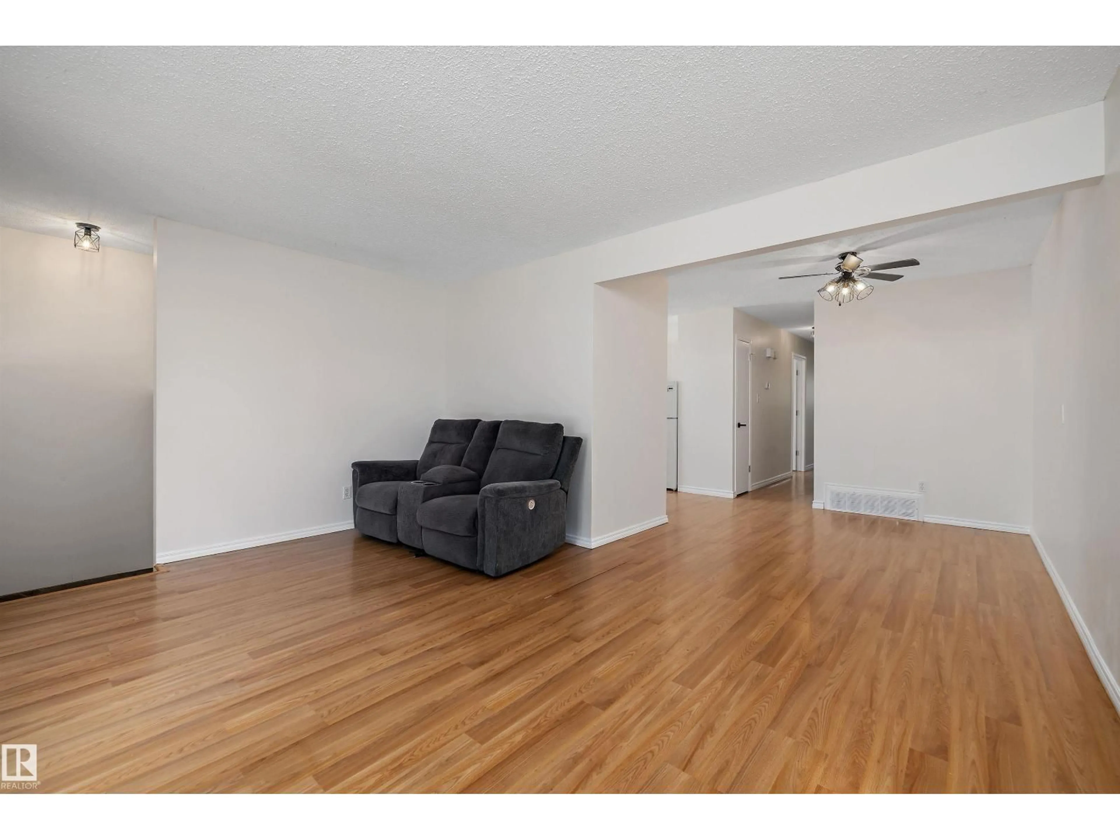 A pic of a room for NW - 10237 151 ST, Edmonton Alberta T5P1T6