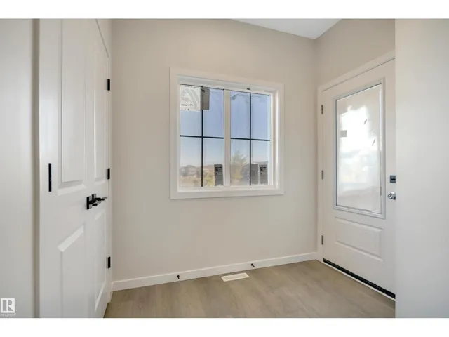5304 HAWTHORN CL, Edmonton 5