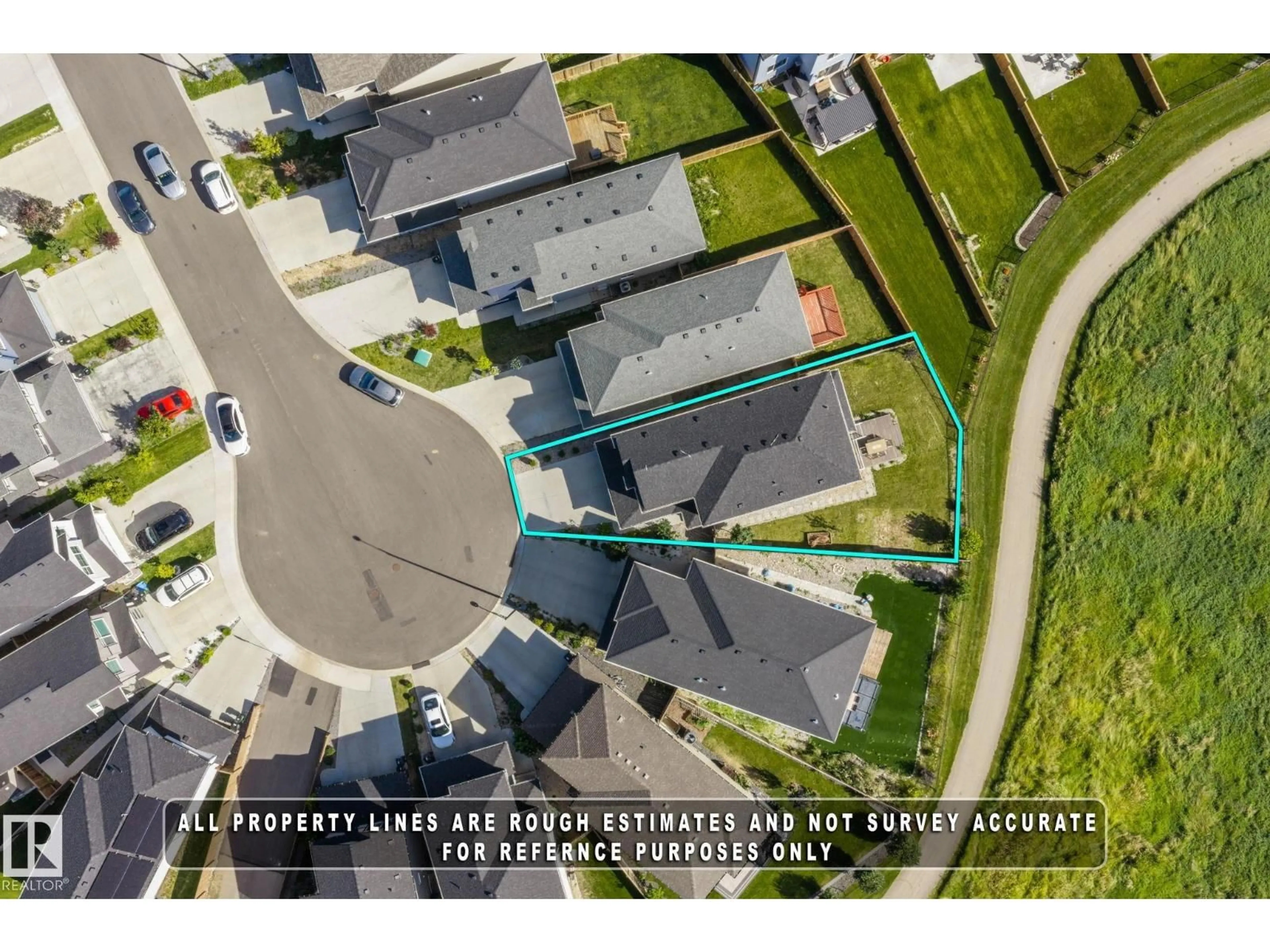 A pic from outside/outdoor area/front of a property/back of a property/a pic from drone, street for 3613 CHECKNITA COVE, Edmonton Alberta T6W4W7