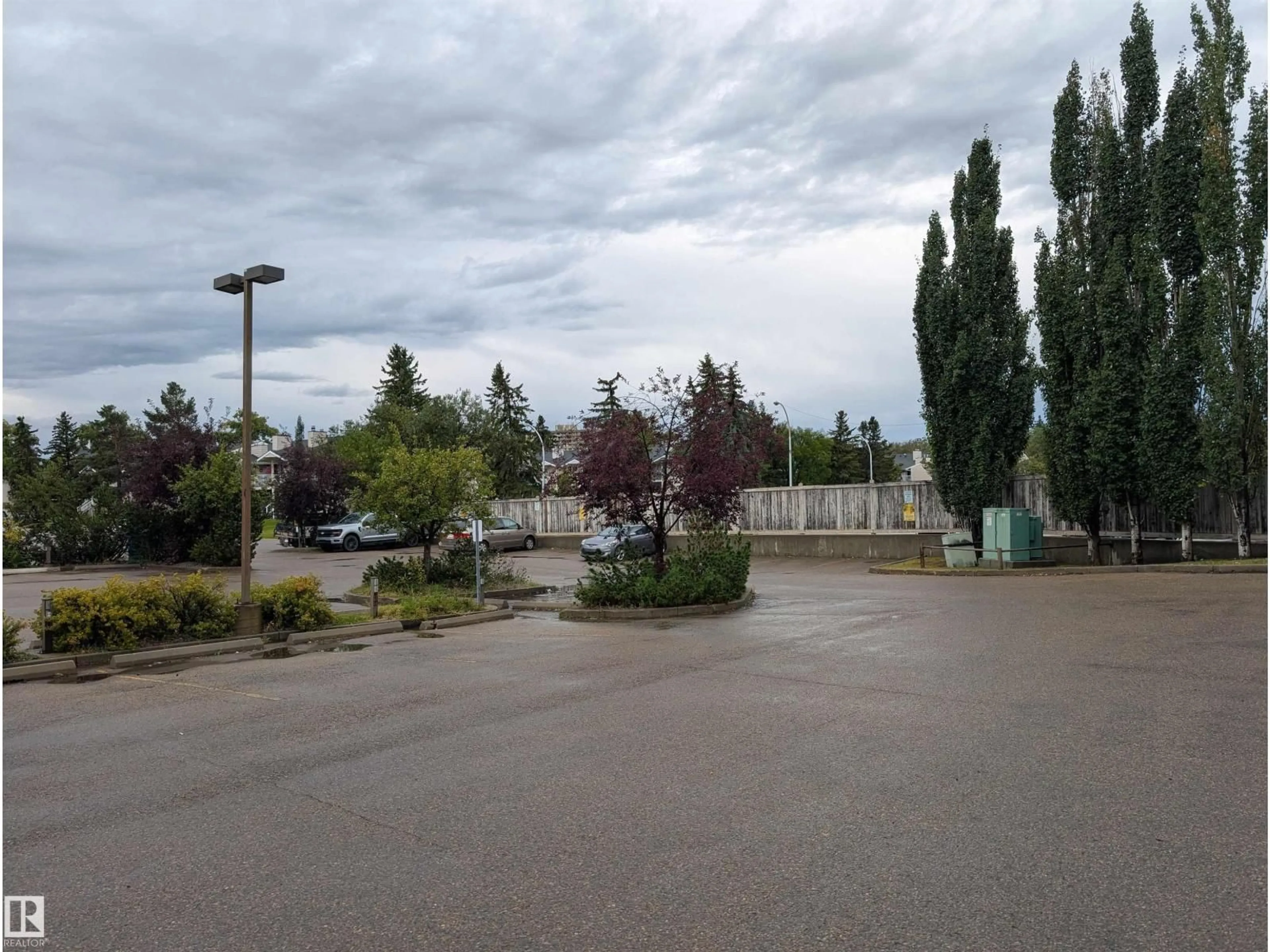 Unknown for 427 - 7511 171 ST NW, Edmonton Alberta T5T6S7