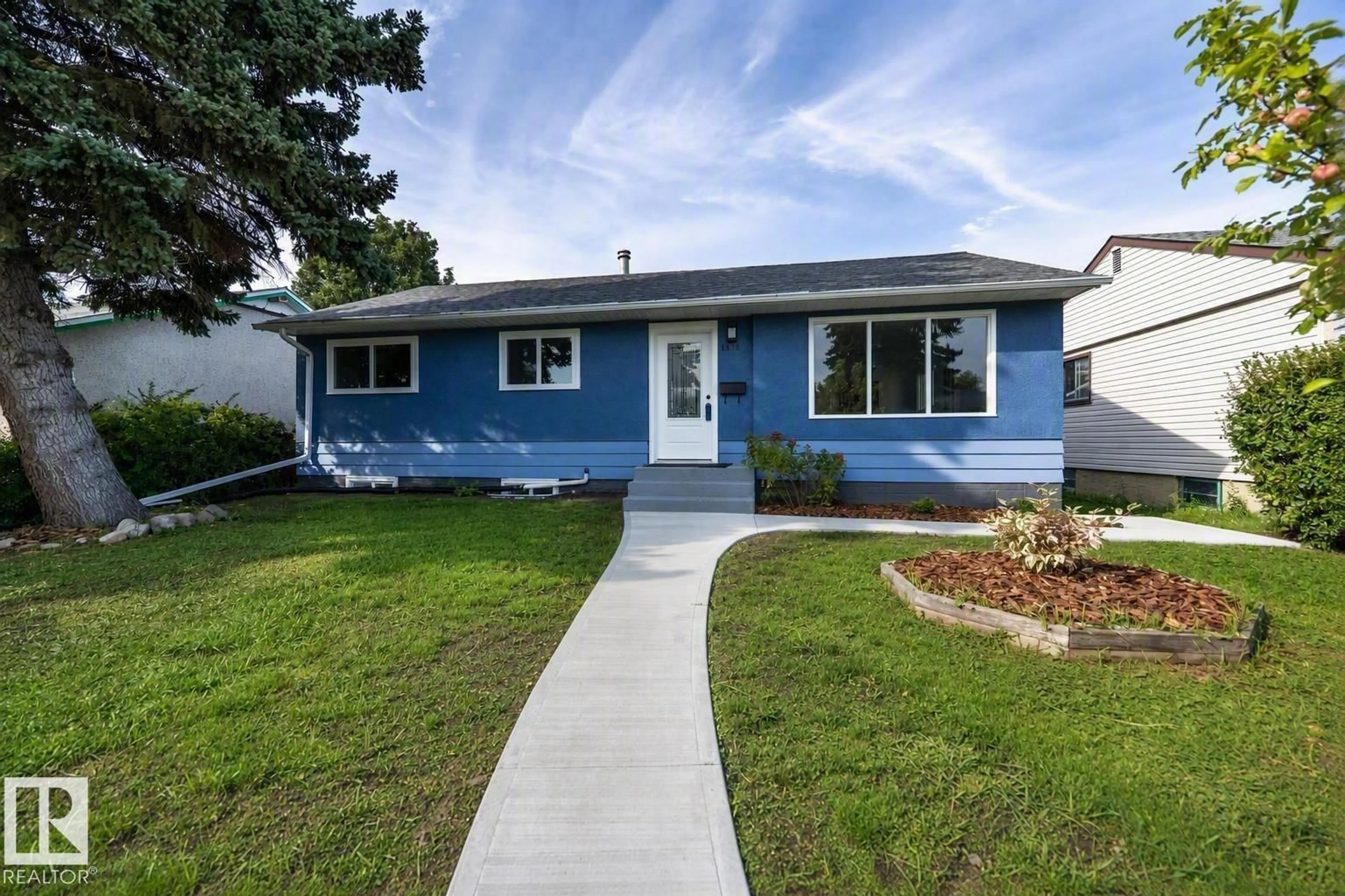 Home with vinyl exterior material, street for 16136 109A AV, Edmonton Alberta T5P1C4