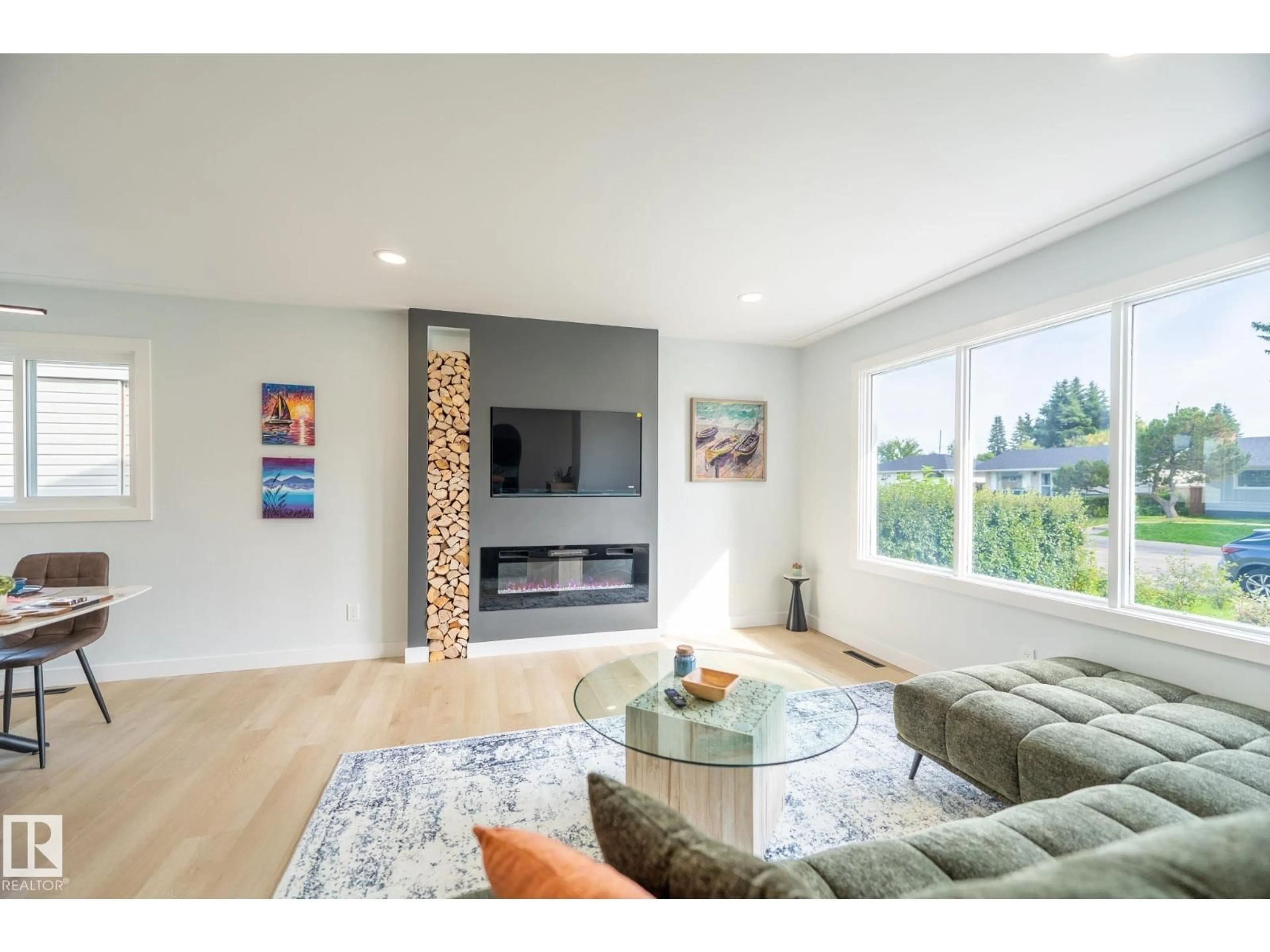 Living room with furniture, unknown for 16136 109A AV, Edmonton Alberta T5P1C4