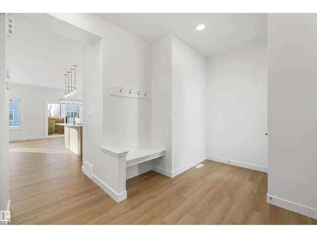 NW - 2816 190 ST, Edmonton 4