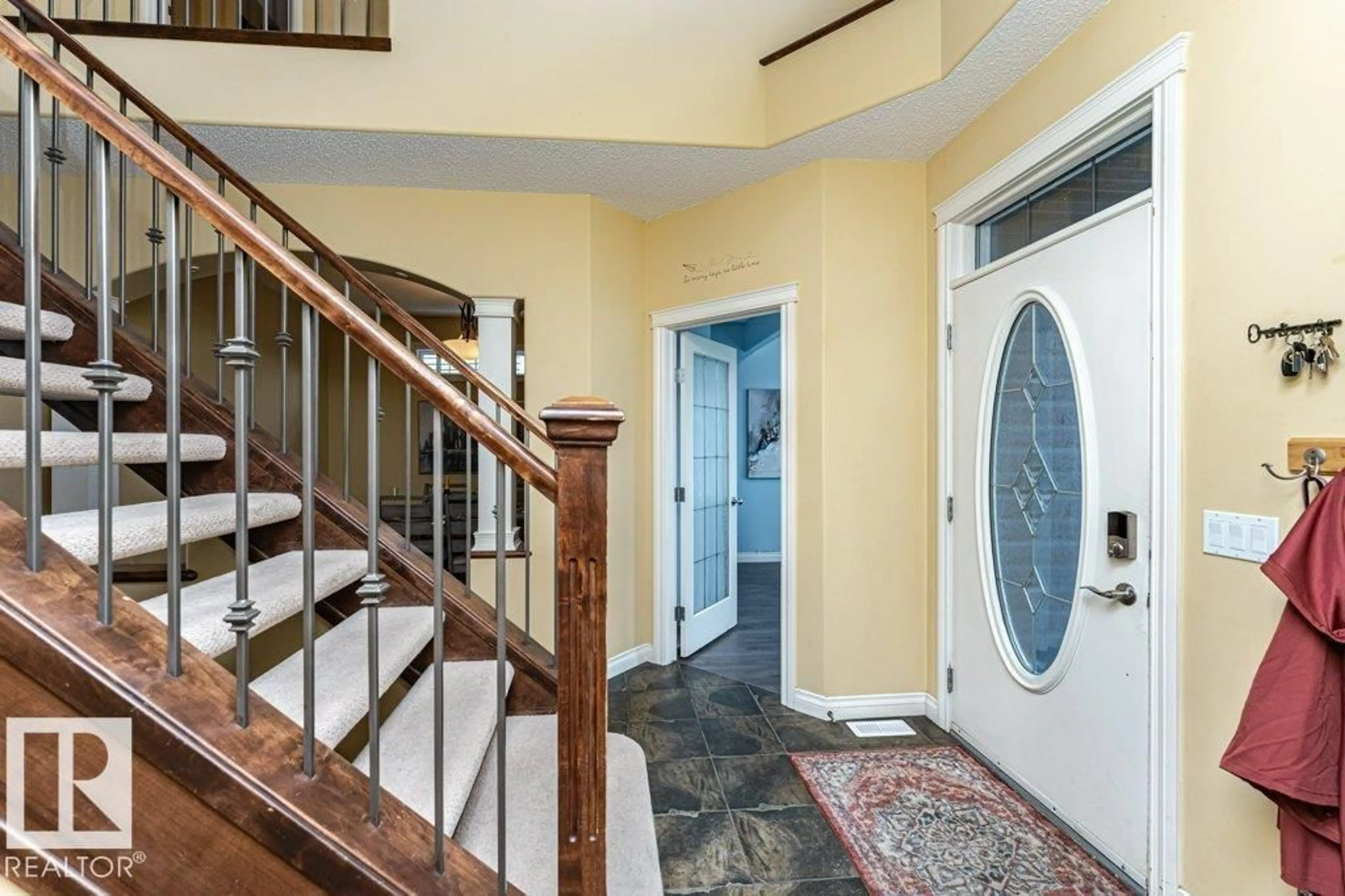 Indoor entryway for 5111 CHATEAU CO, Beaumont Alberta T4X1W5