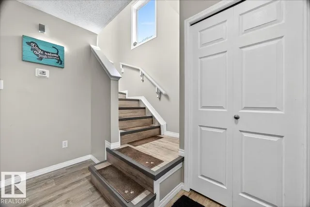 21339 91 AV, Edmonton 5