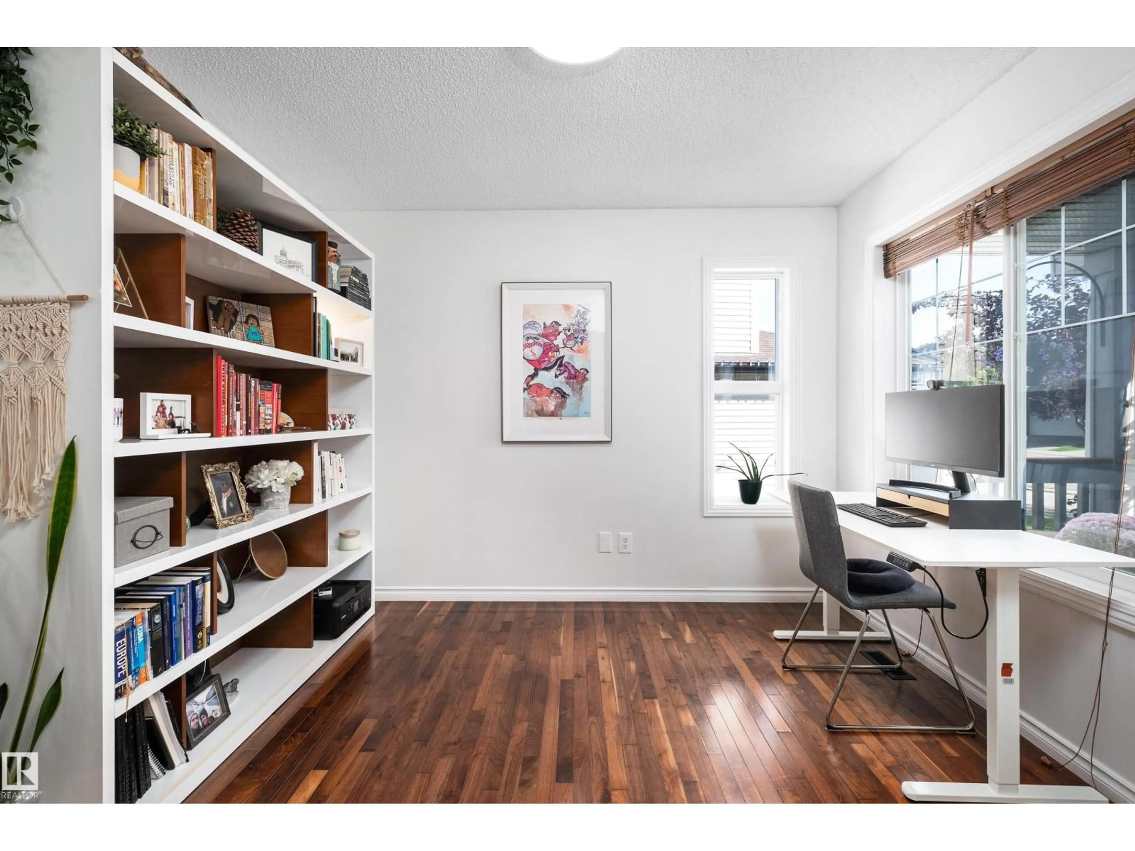 A pic of a room for 1128 114 ST, Edmonton Alberta T6W1P6