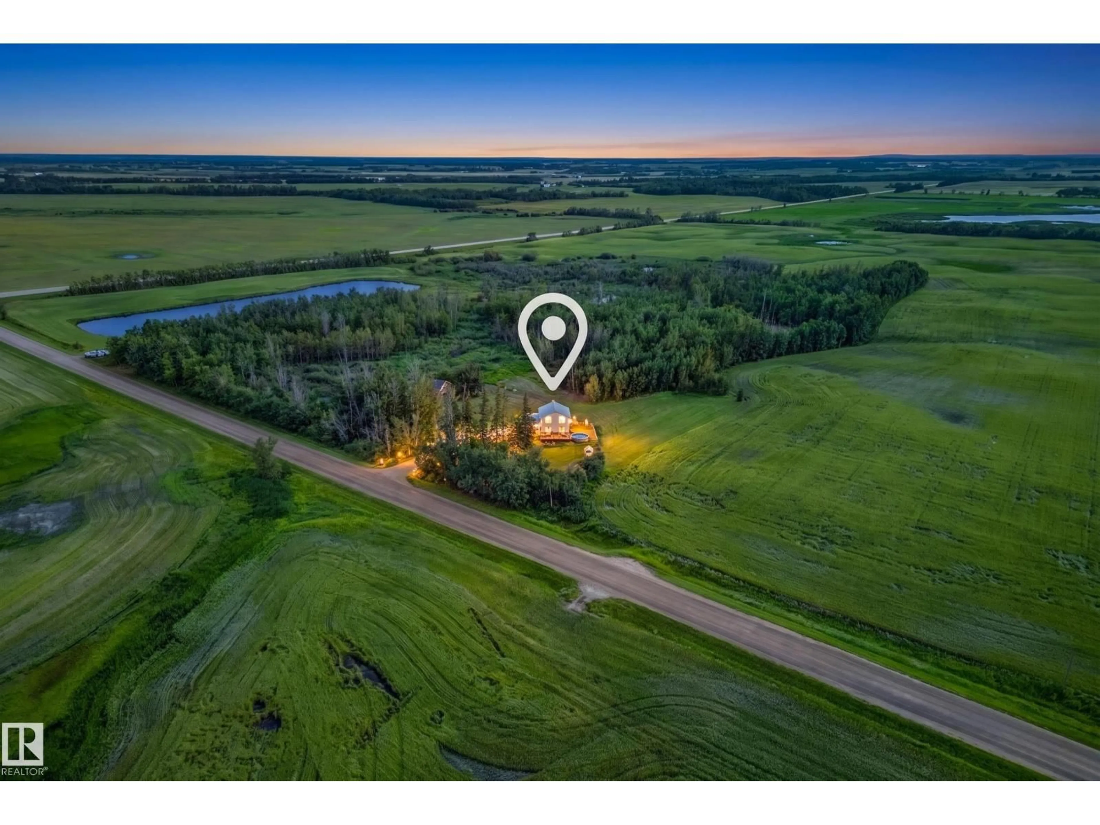 A pic from outside/outdoor area/front of a property/back of a property/a pic from drone, water/lake/river/ocean view for 553061 RANGE ROAD 184, Rural Lamont County Alberta T0B2R0