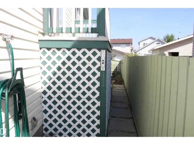 NW - 15031 135 ST, Edmonton 5