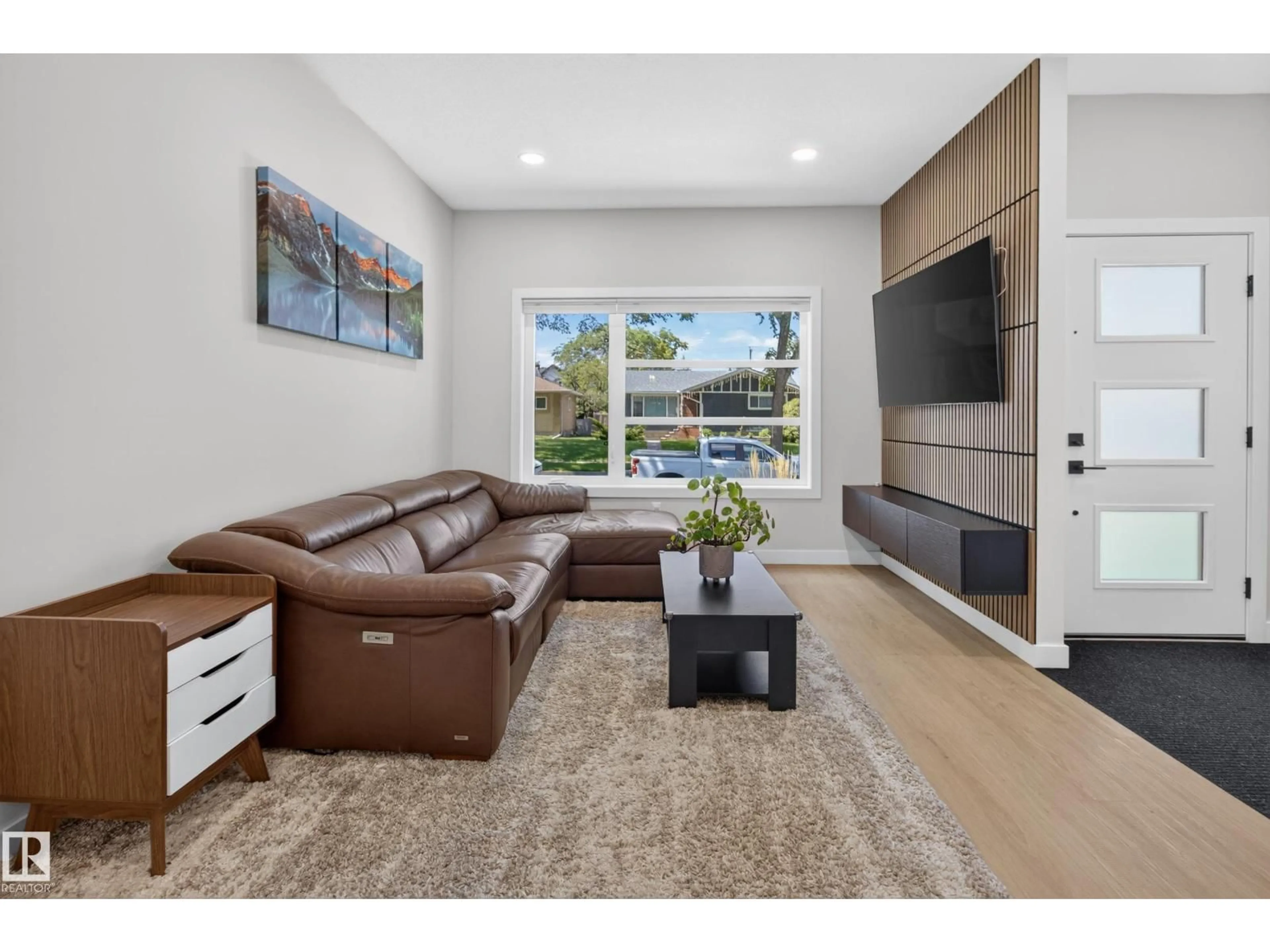 Living room with furniture, unknown for 9333 148 ST, Edmonton Alberta T5R1A5