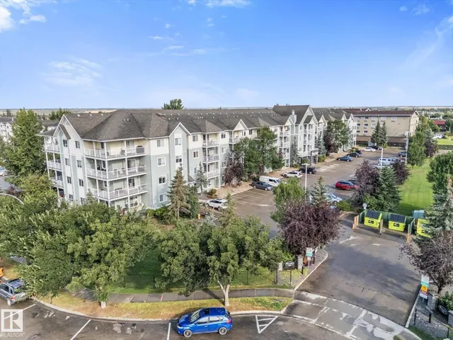 437 WOODSMERE CL, Fort Saskatchewan 2