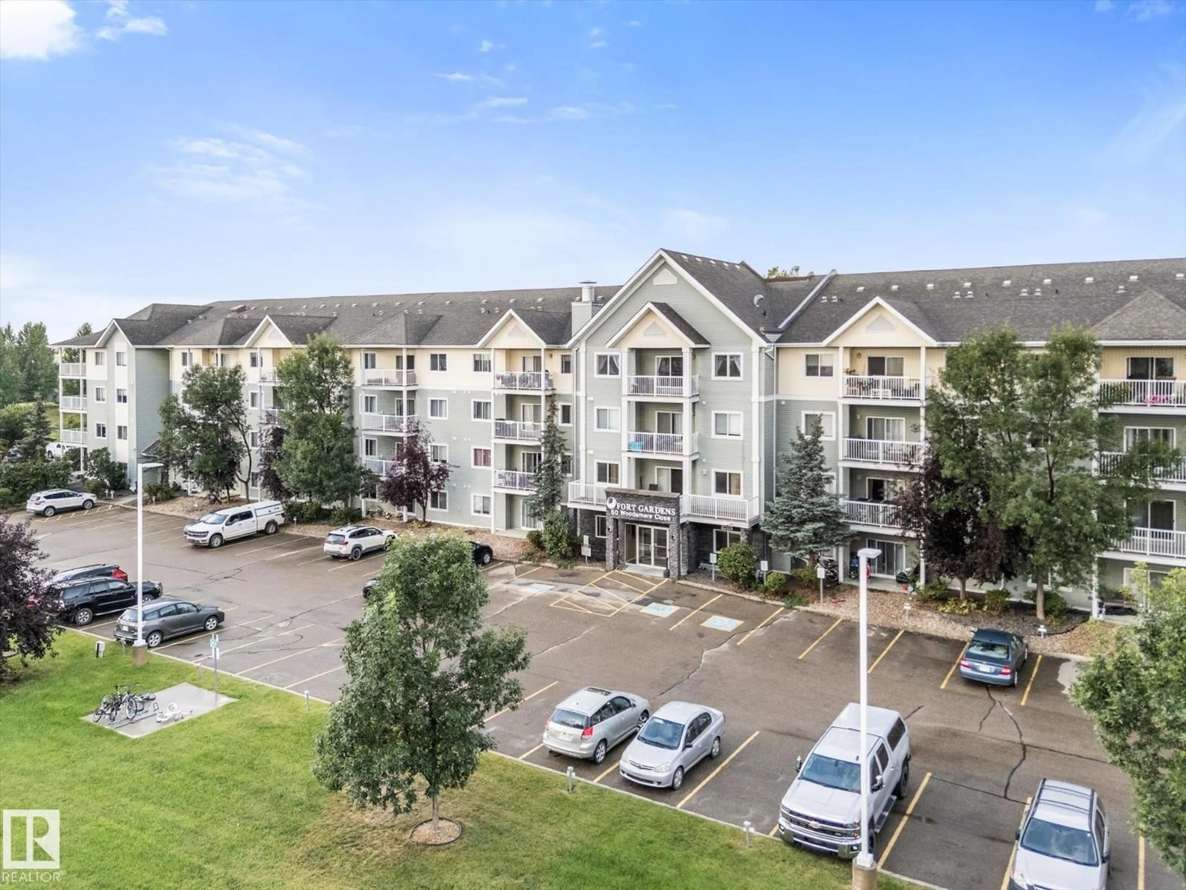 A pic from outside/outdoor area/front of a property/back of a property/a pic from drone, mountain view for 437 WOODSMERE CL, Fort Saskatchewan Alberta T8L4N9