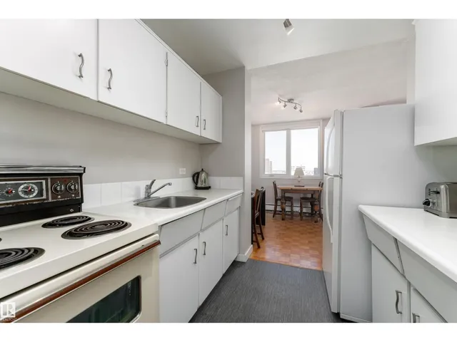 #1006 - 9816 112 ST NW, Edmonton 5