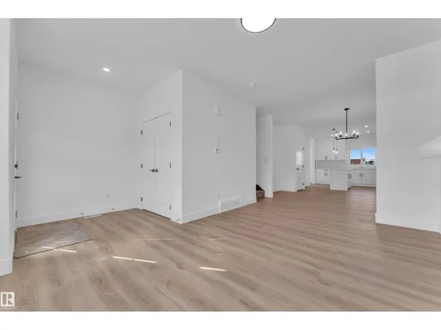 285 MUNN WY, Leduc 4
