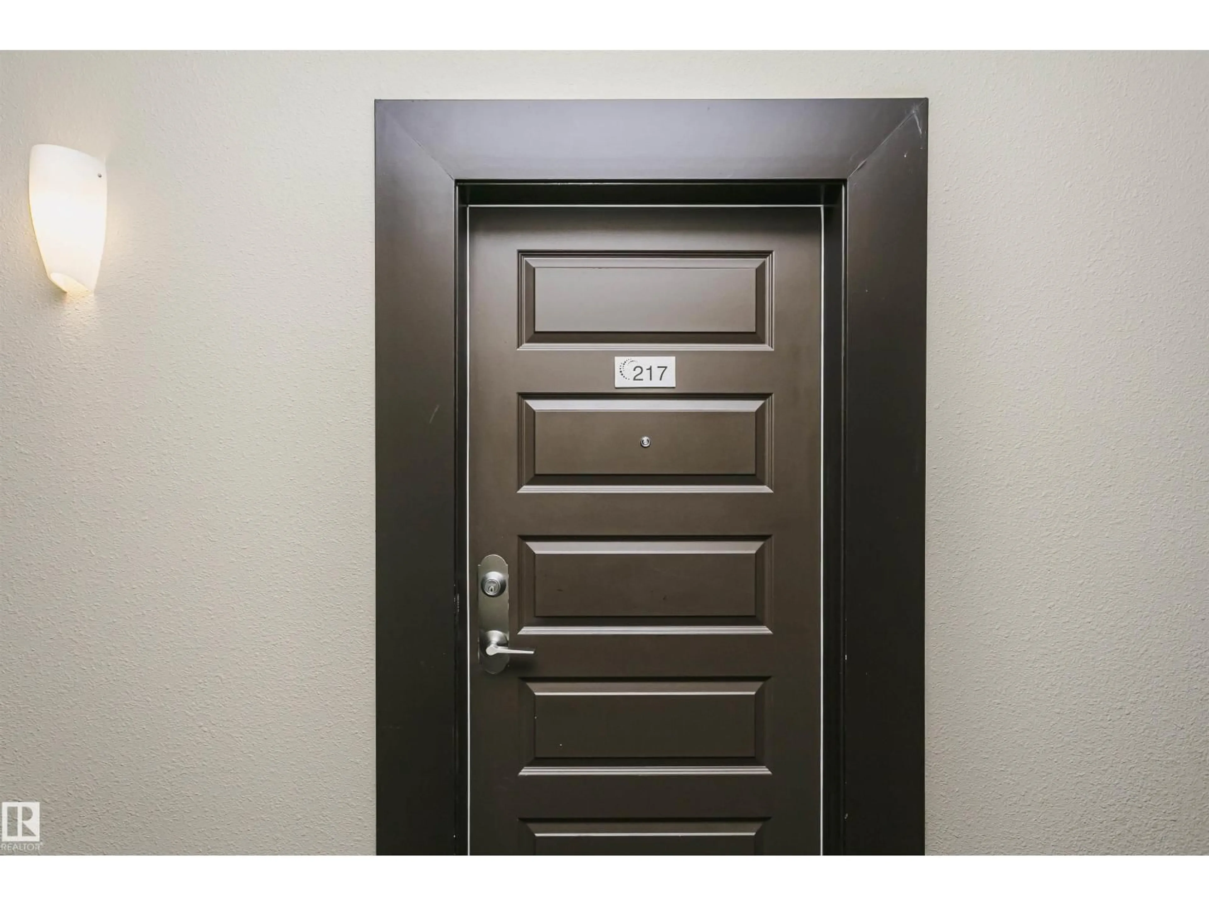 Indoor entryway for 217 - 304 AMBLESIDE LINK, Edmonton Alberta T6W0V2