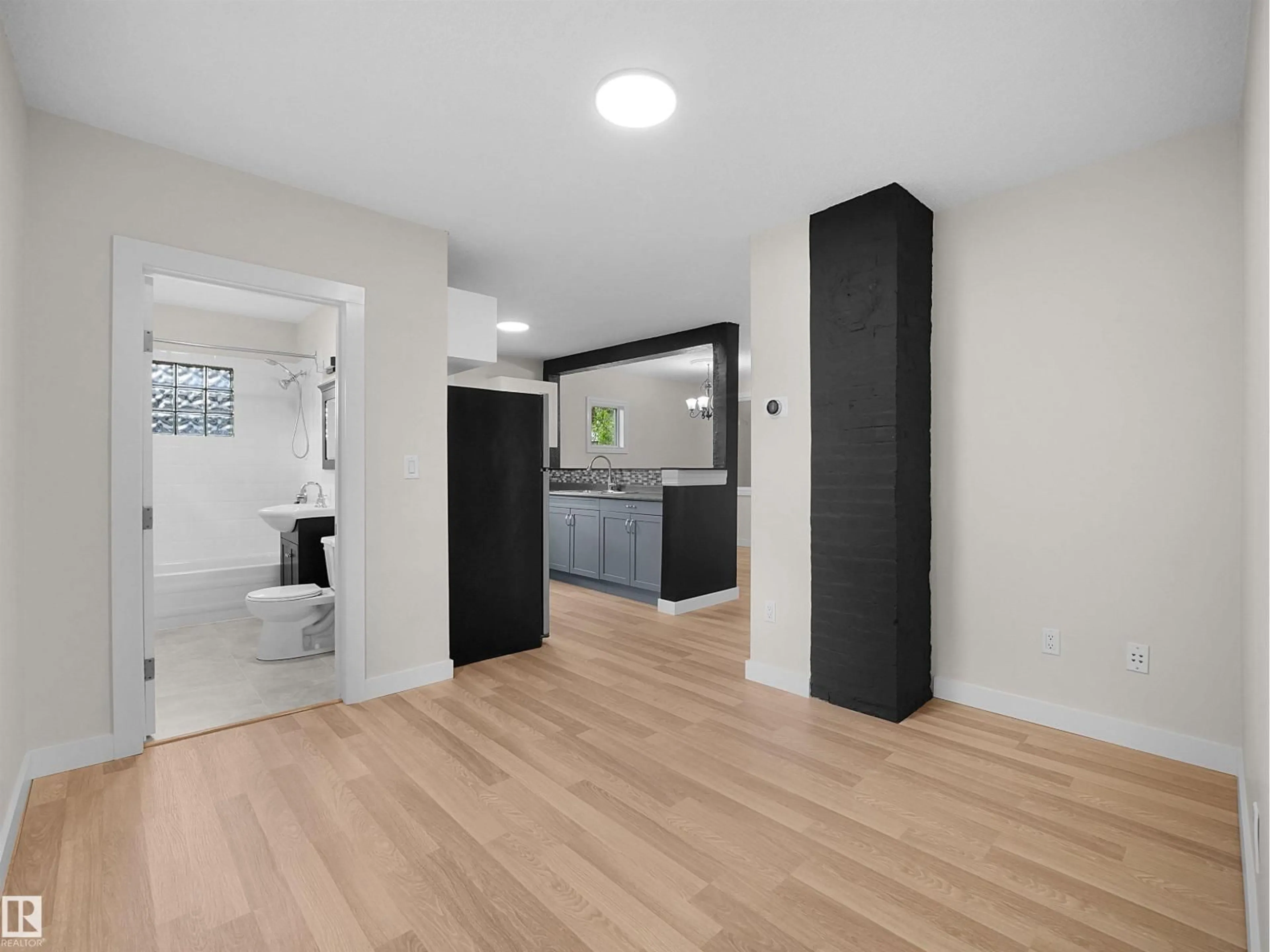 Unknown for NW - 11918 86 ST, Edmonton Alberta T5B3K2