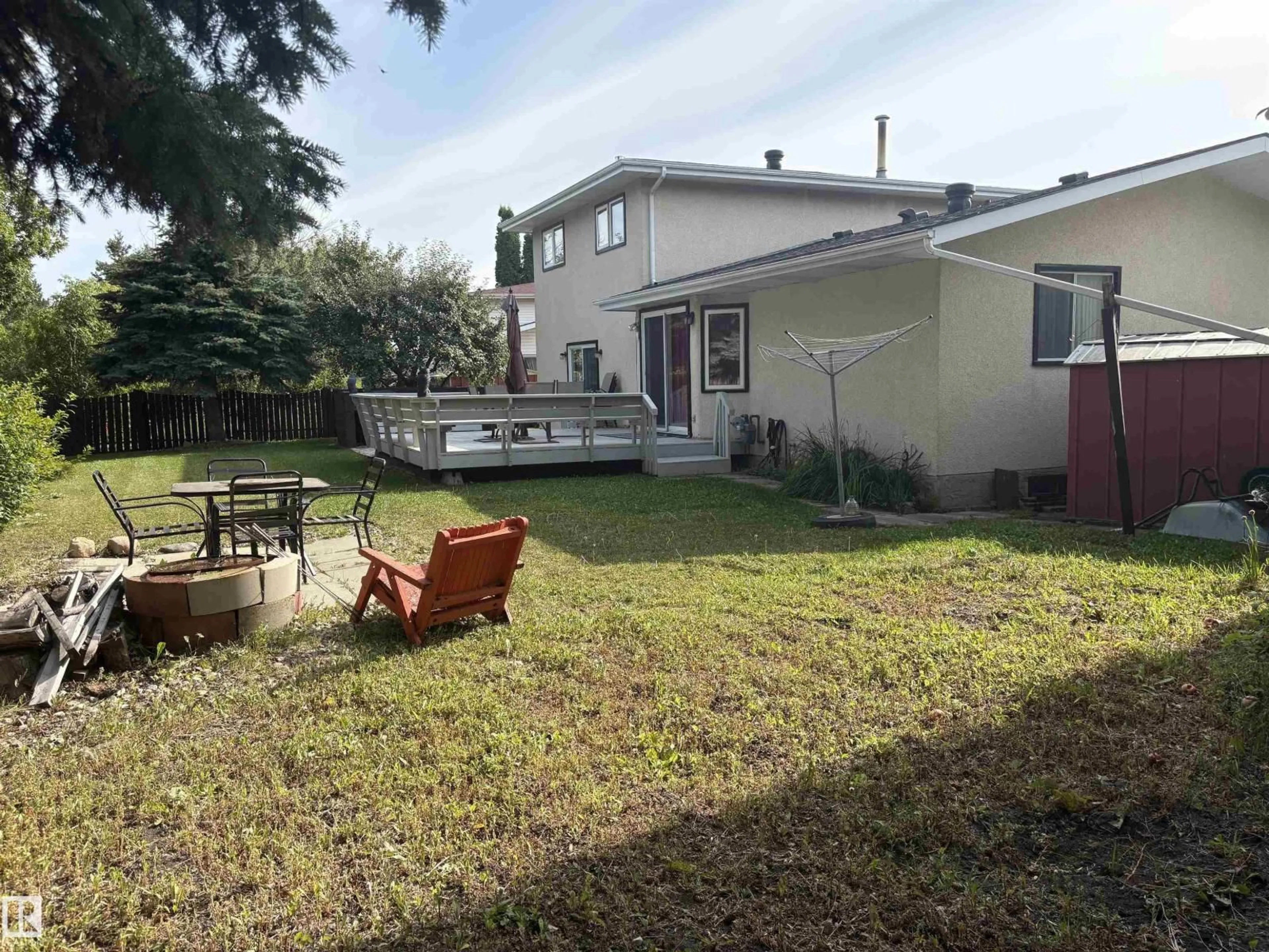 Patio, unknown for 4027 74 ST, Edmonton Alberta T6K0W7
