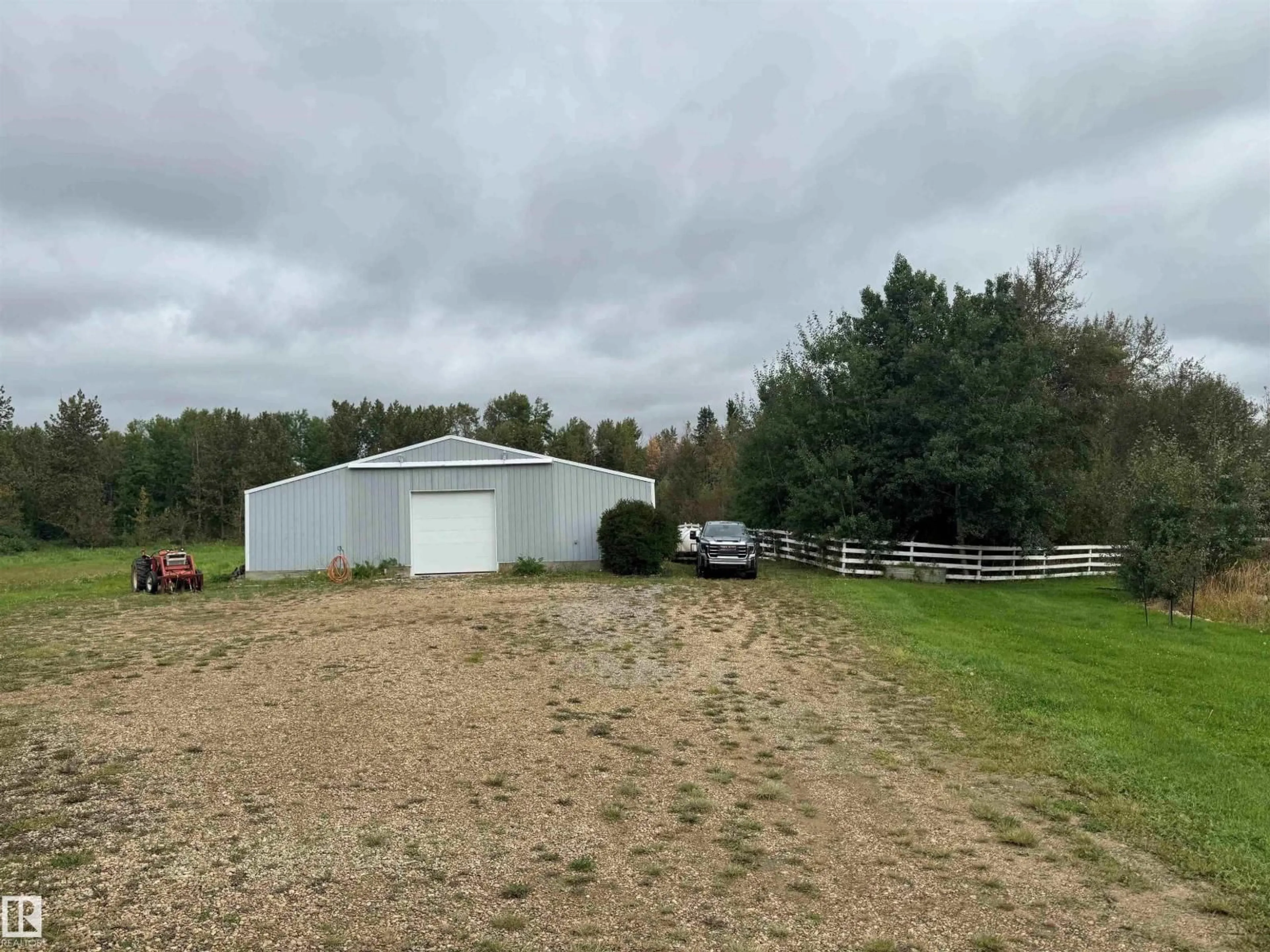 Shed for 97 - 52356 RGE ROAD 221, Rural Strathcona County Alberta T8E1W2
