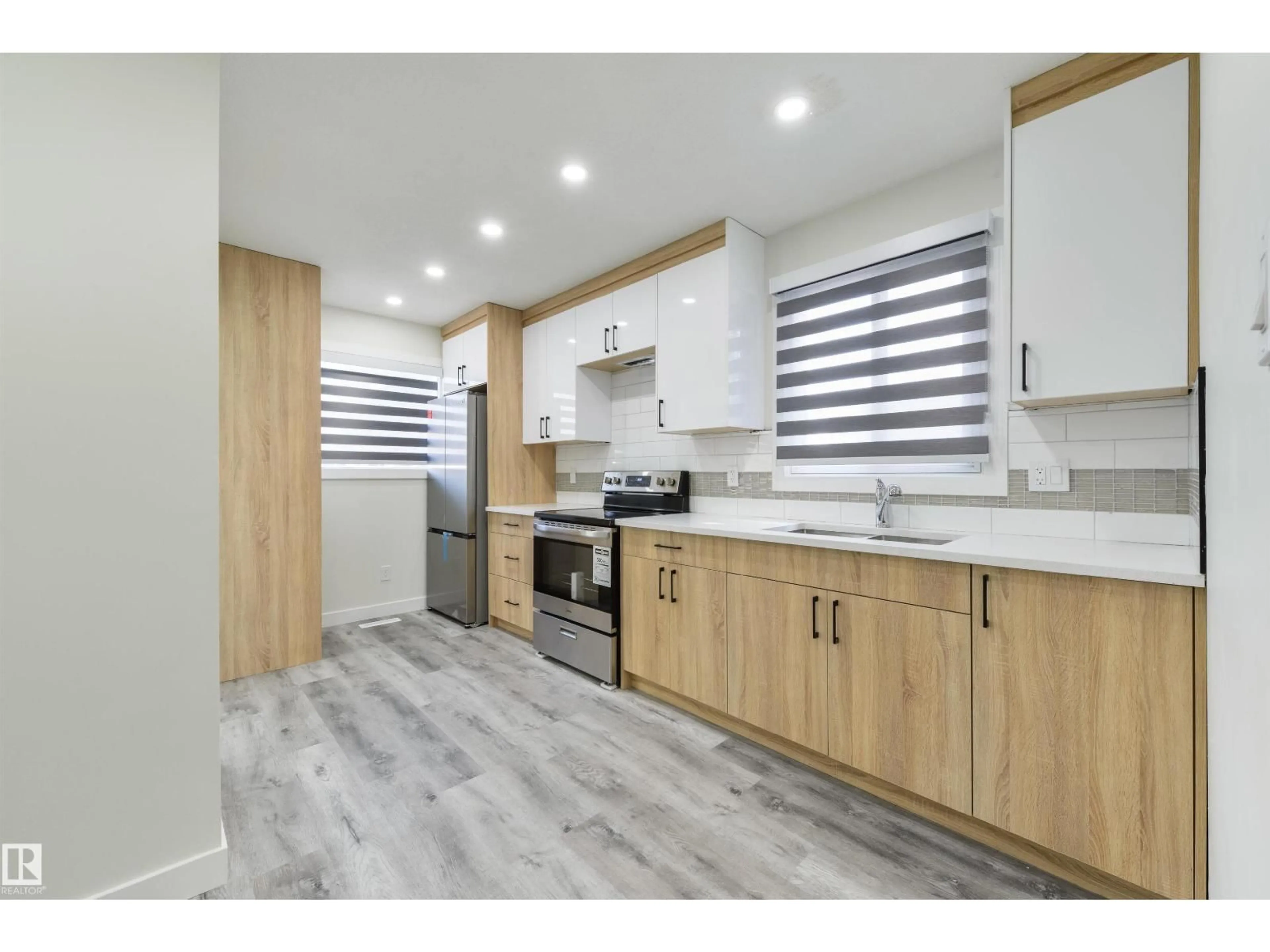 Open concept kitchen, unknown for 8019 141 AV, Edmonton Alberta T5C2N8