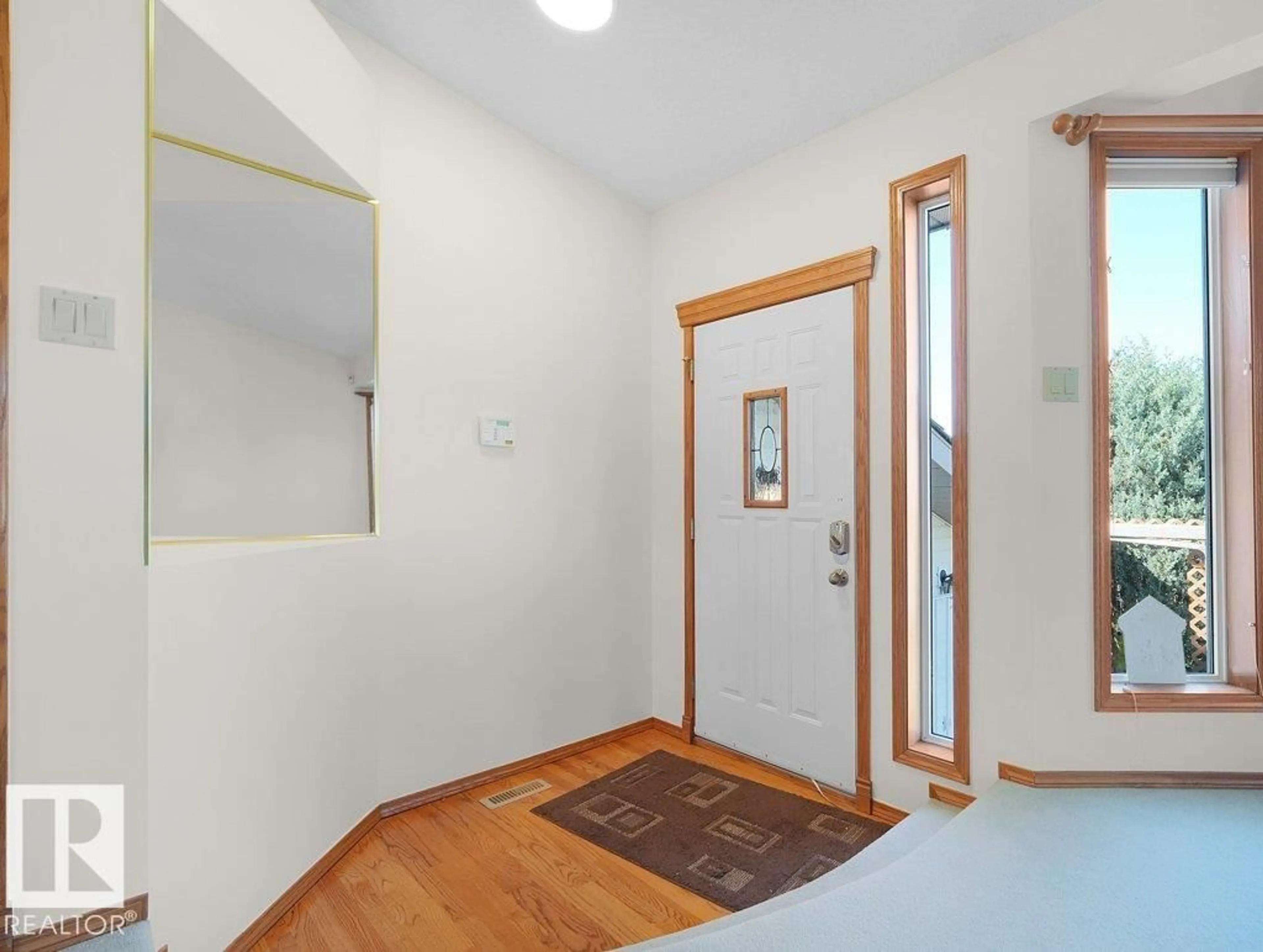 Unknown for 535 PARDEE BAY, Edmonton Alberta T5T5Y9
