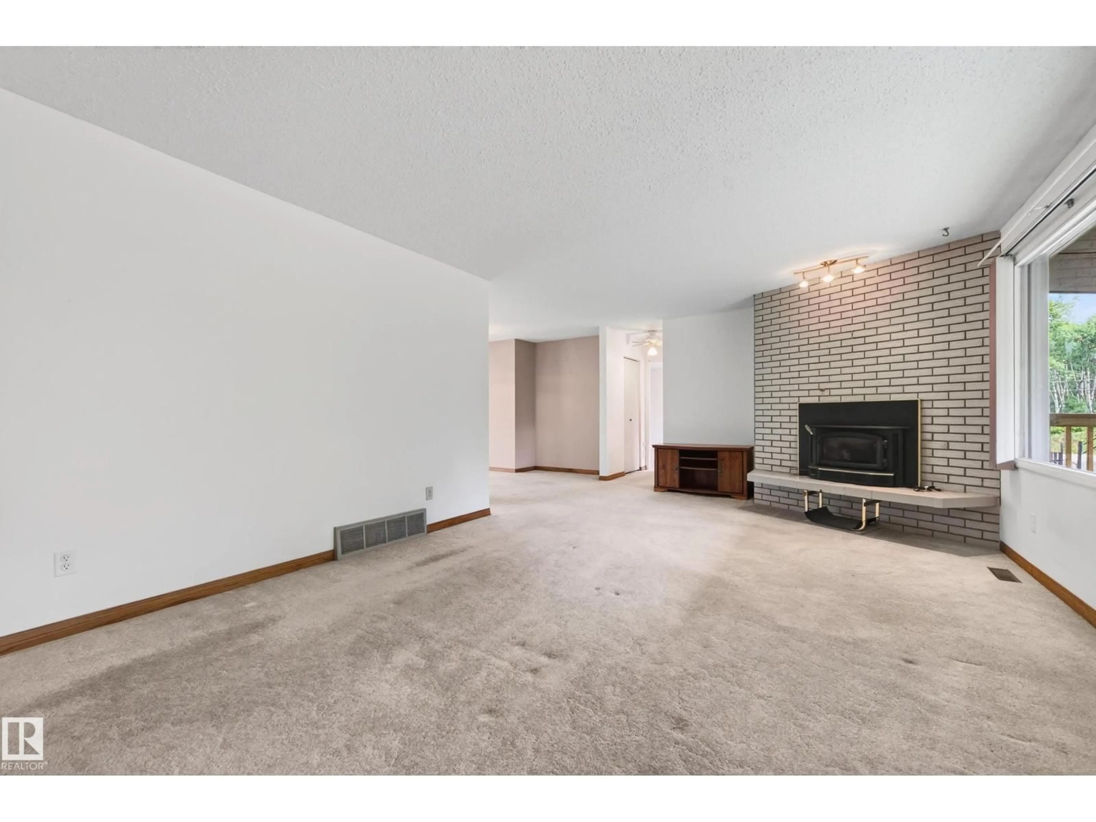 A pic of a room for 206 - 52063 RGE ROAD 225, Rural Strathcona County Alberta T8C1C3