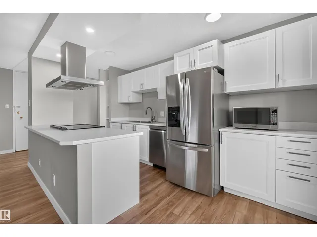 207 - 10883 SASKATCHEWAN DR NW, Edmonton 4