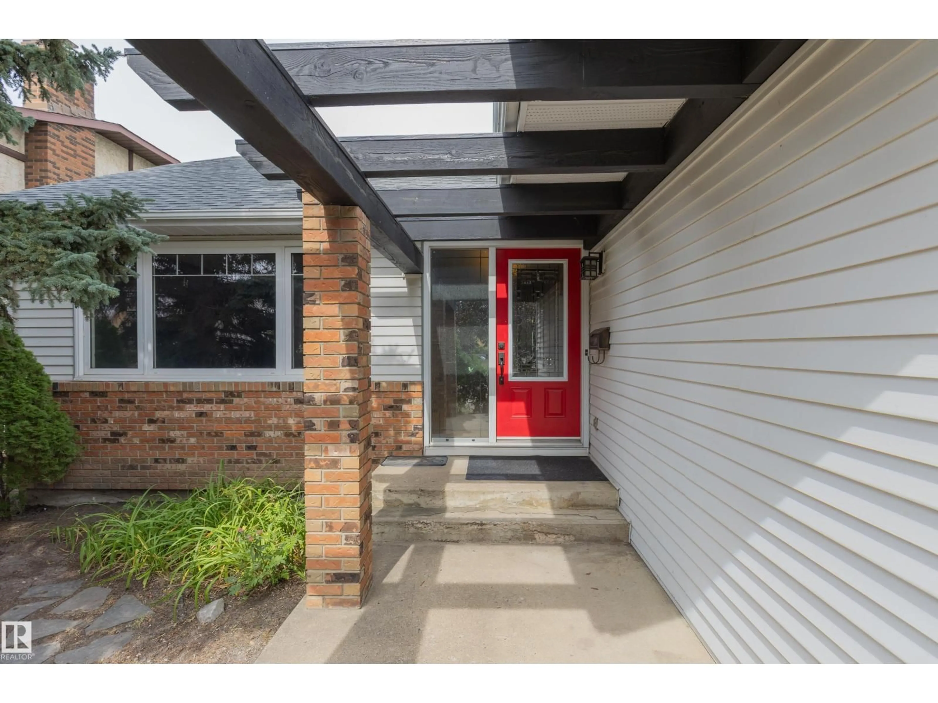 Unknown for NW - 11220 23A AV, Edmonton Alberta T6J4X7