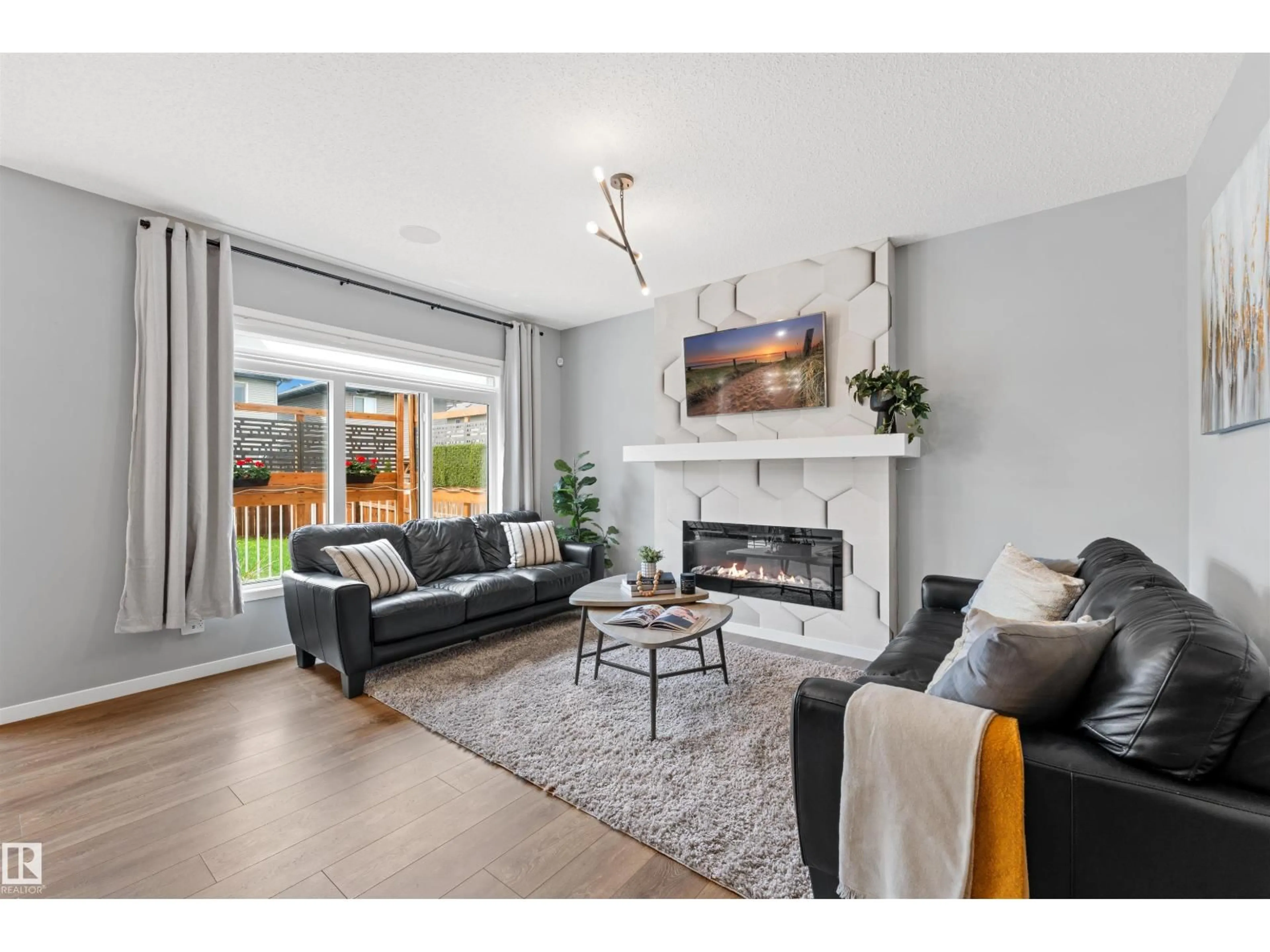 Living room with furniture, unknown for NW - 9664 223 ST, Edmonton Alberta T5T7B7