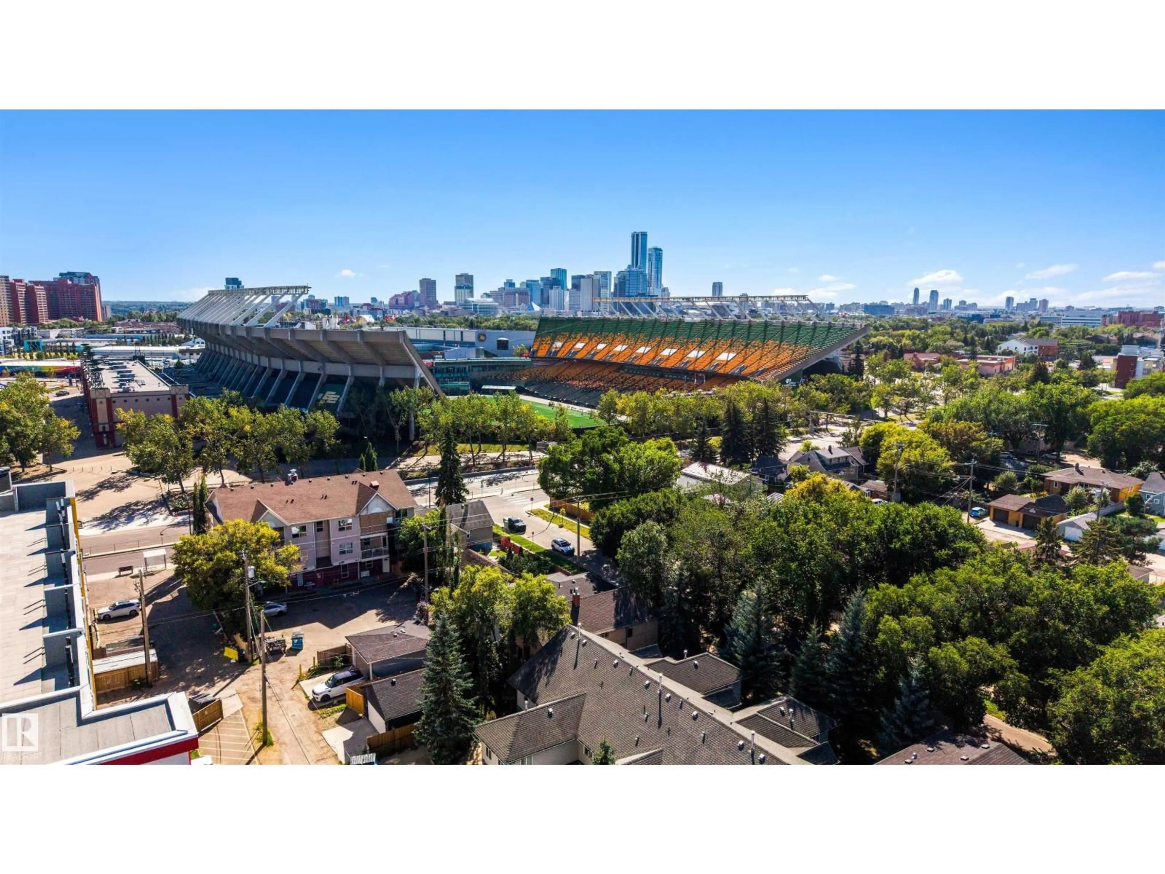 A pic from outside/outdoor area/front of a property/back of a property/a pic from drone, city buildings view from balcony for 11215 87 ST NW, Edmonton Alberta T5B3L7